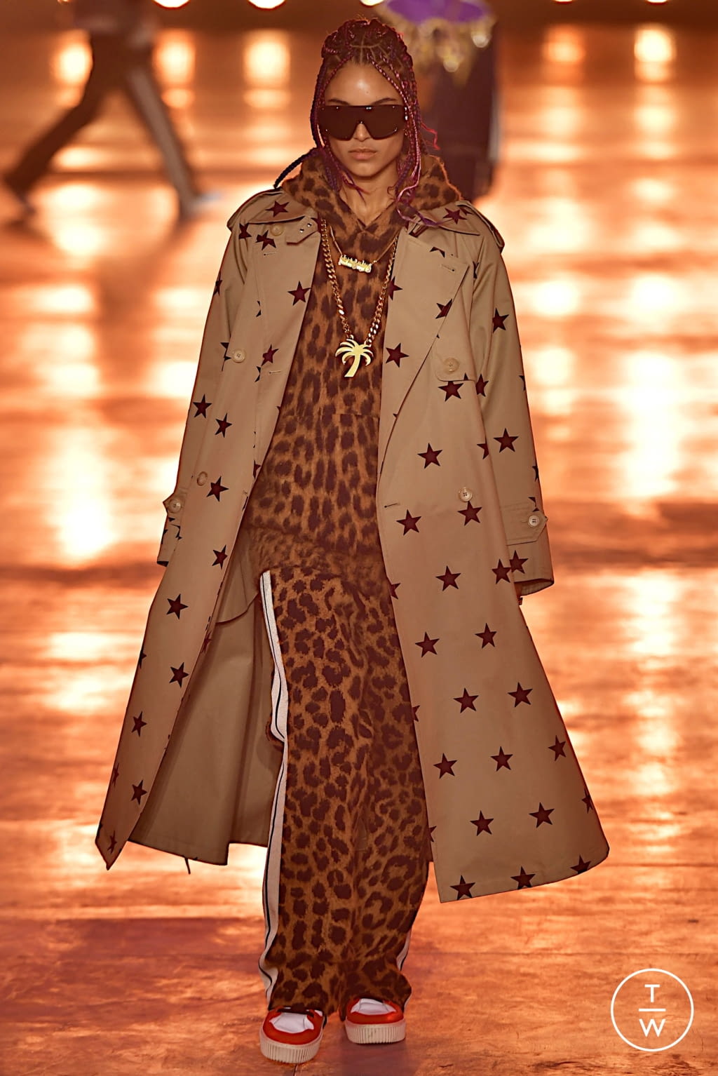 Fashion Week Milan Fall/Winter 2022 look 1 from the Palm Angels collection womenswear
