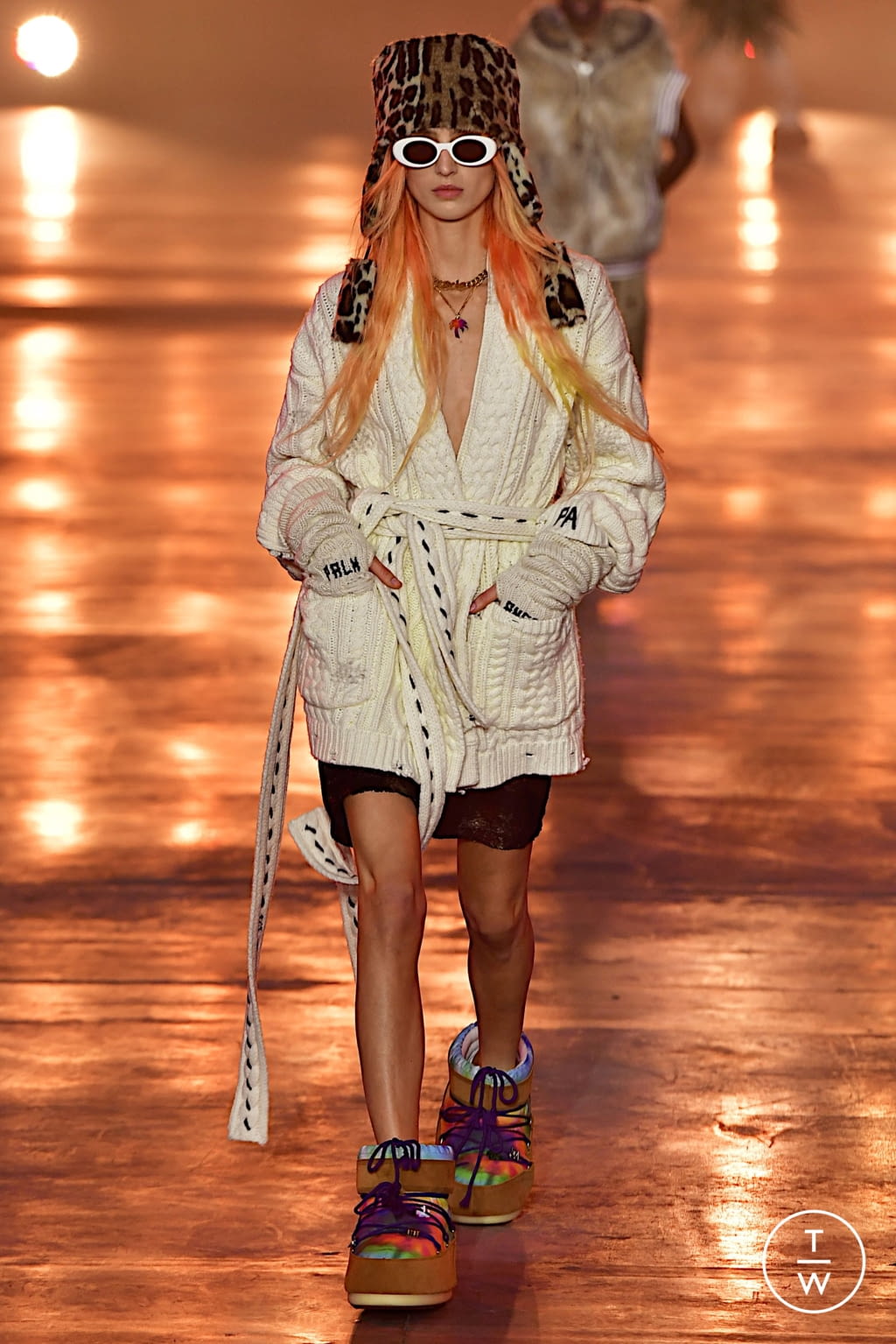 Fashion Week Milan Fall/Winter 2022 look 17 from the Palm Angels collection 女装
