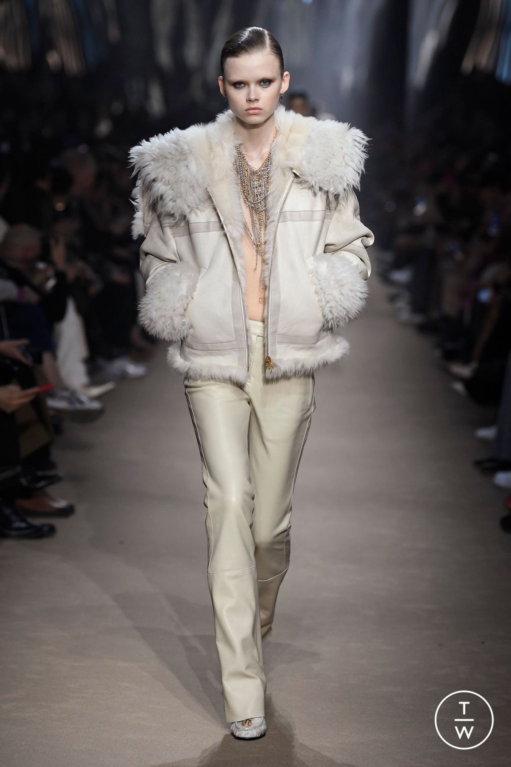 Fashion Week Paris Fall/Winter 2023 look 27 de la collection Palm Angels womenswear