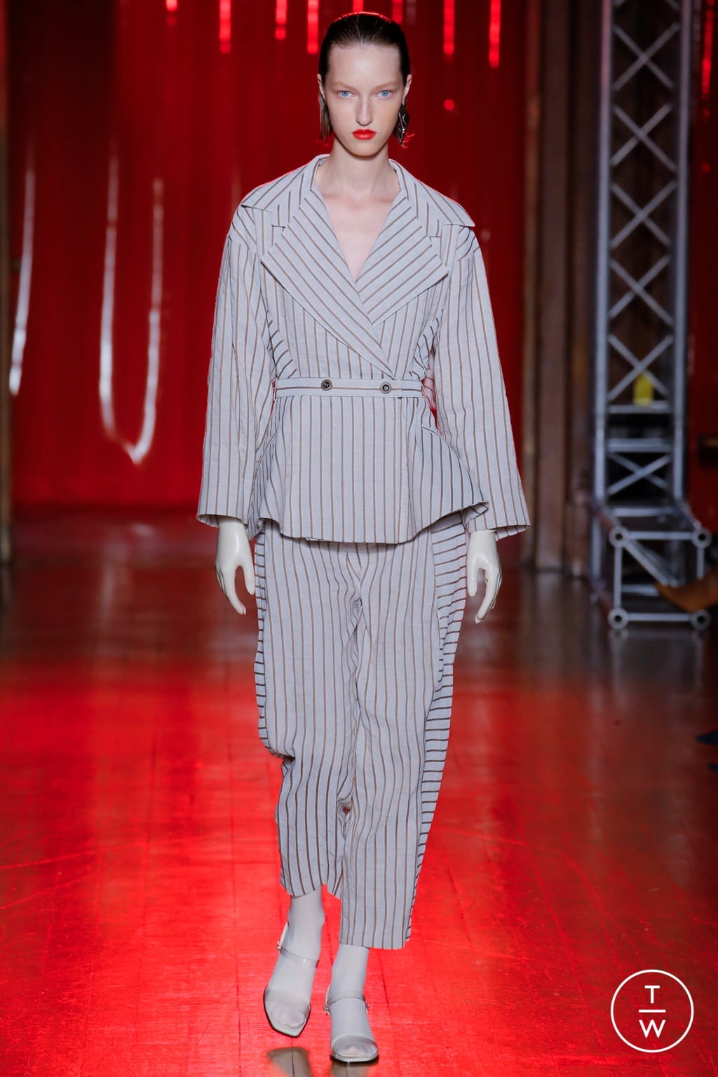 Fashion Week London Spring/Summer 2019 look 1 from the Palmer Harding collection womenswear