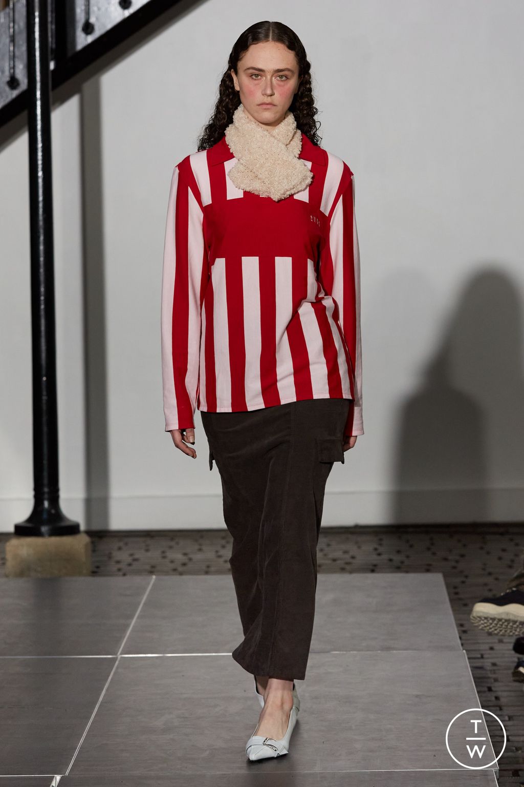 Fashion Week Paris Fall/Winter 2023 look 3 de la collection Paloma Wool womenswear