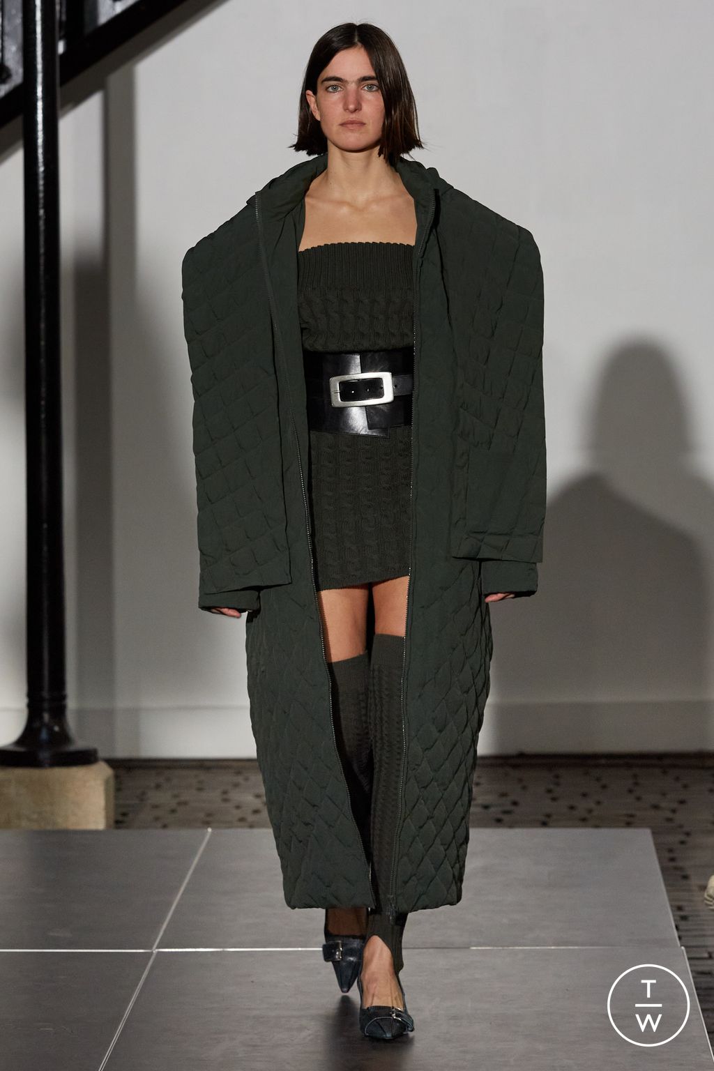 Fashion Week Paris Fall/Winter 2023 look 23 de la collection Paloma Wool womenswear