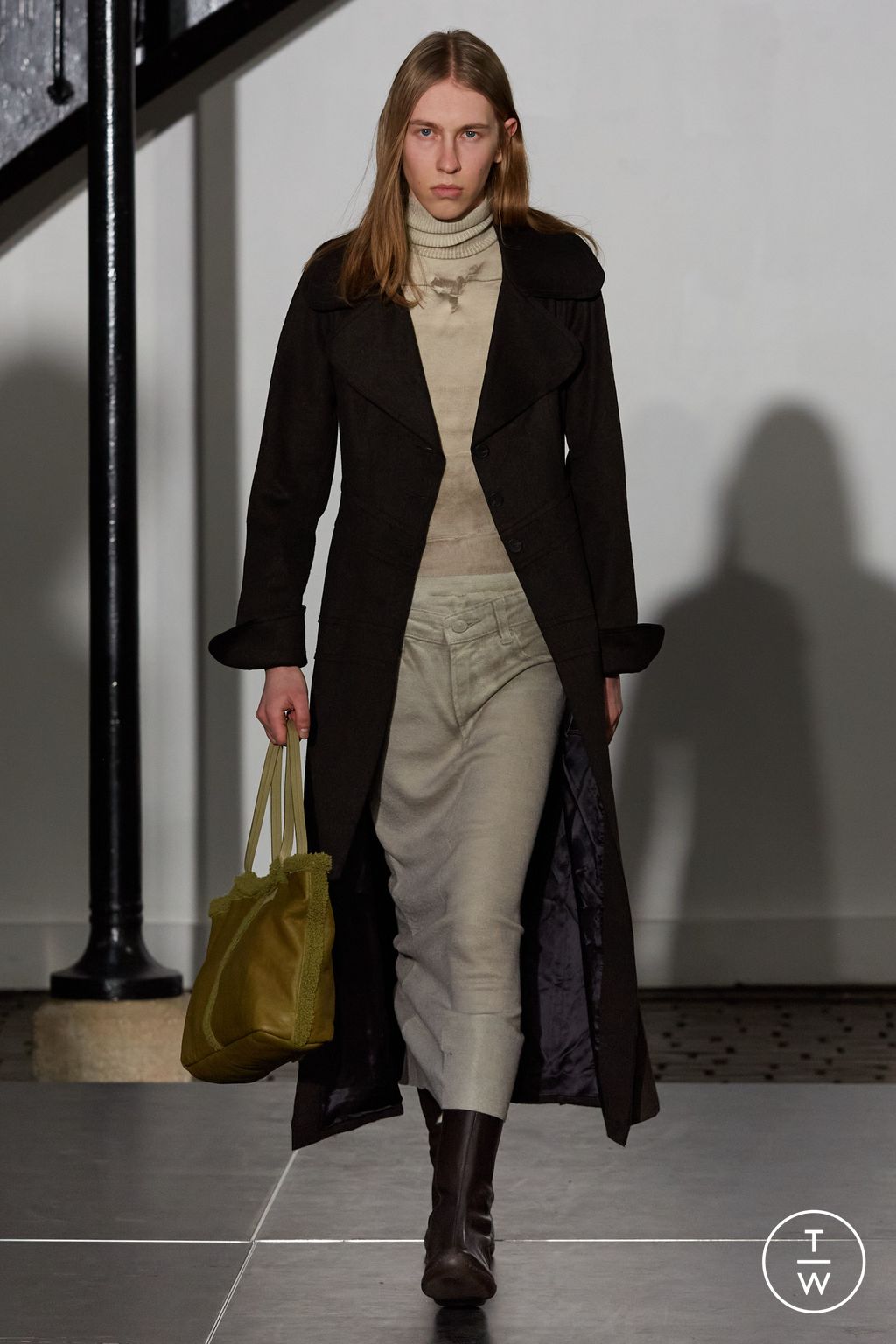 Fashion Week Paris Fall/Winter 2023 look 24 de la collection Paloma Wool womenswear