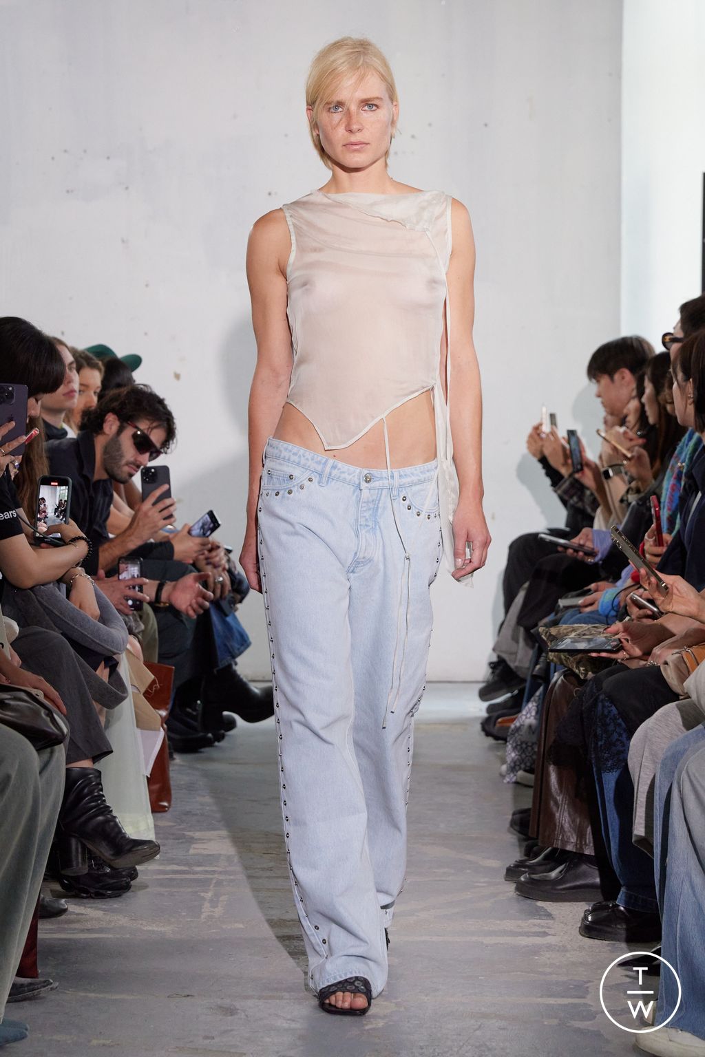Fashion Week Paris Spring/Summer 2024 look 8 from the Paloma Wool collection womenswear