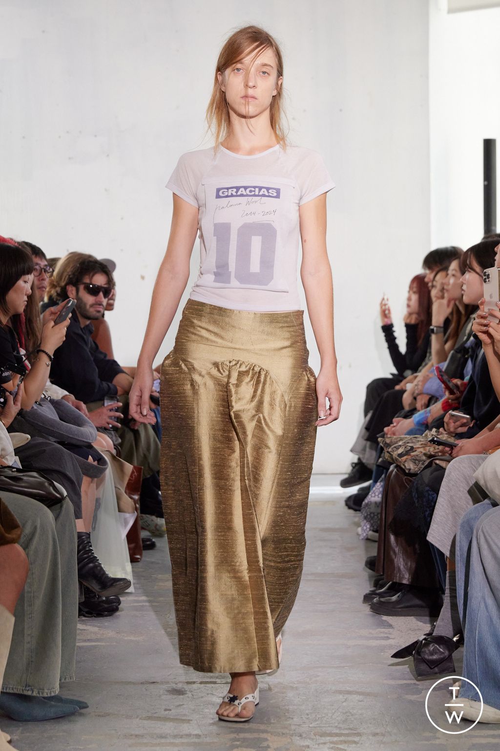 Fashion Week Paris Spring/Summer 2024 look 32 from the Paloma Wool collection 女装