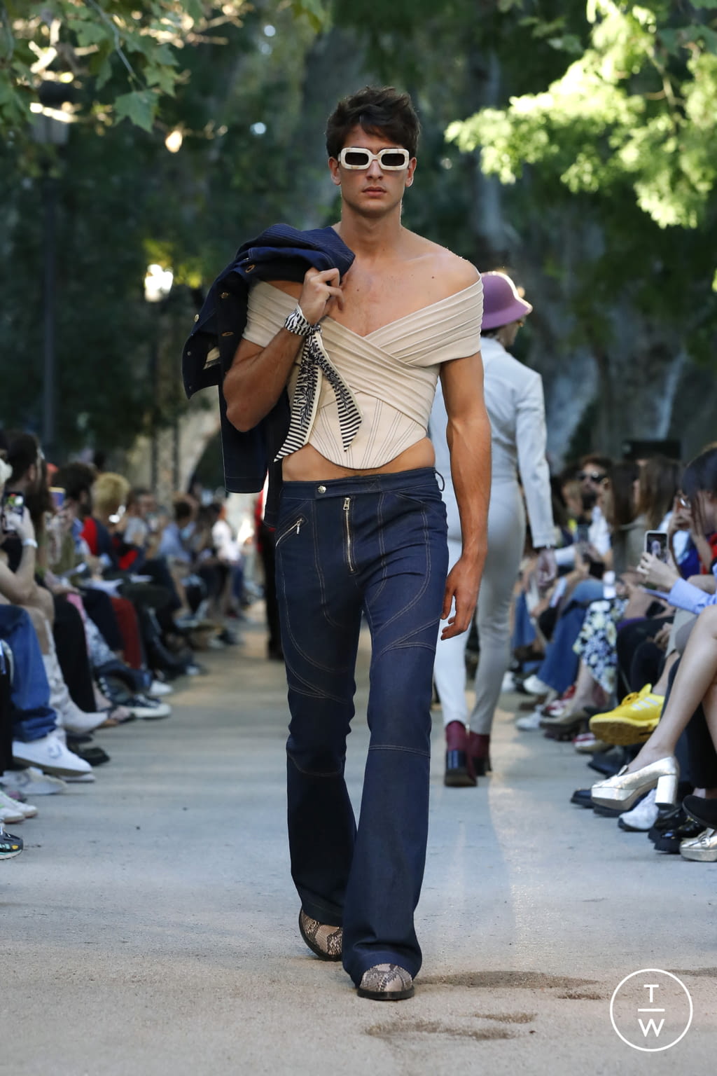 Fashion Week Paris Spring/Summer 2022 look 14 from the Palomo Spain collection 男装