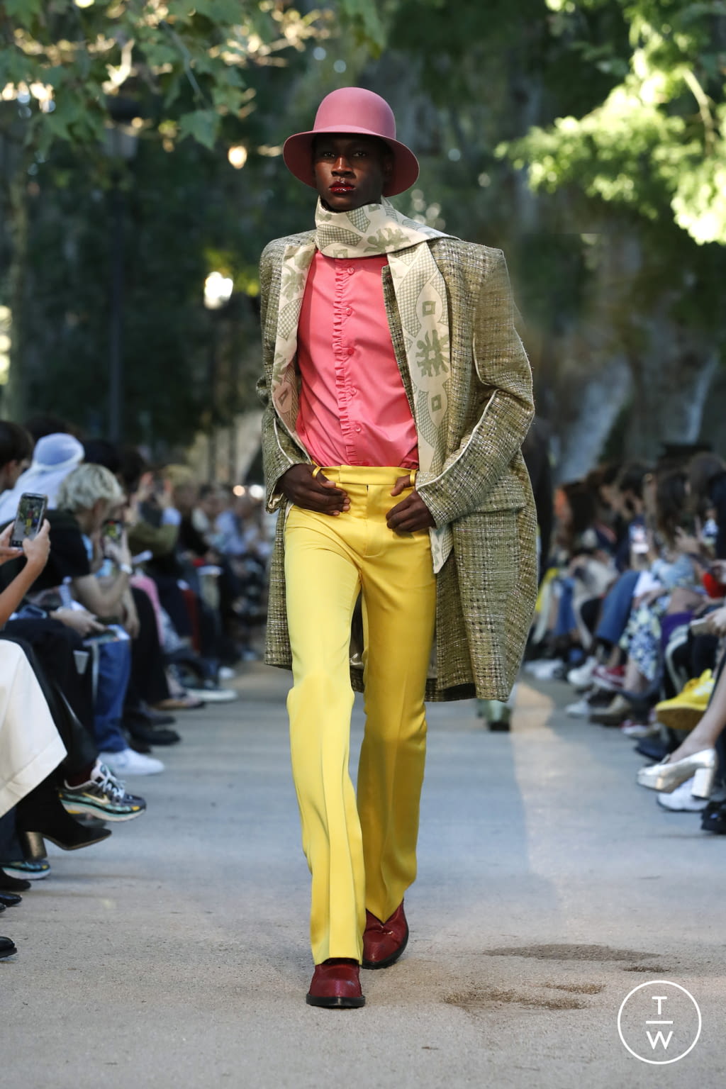 Fashion Week Paris Spring/Summer 2022 look 33 from the Palomo Spain collection menswear