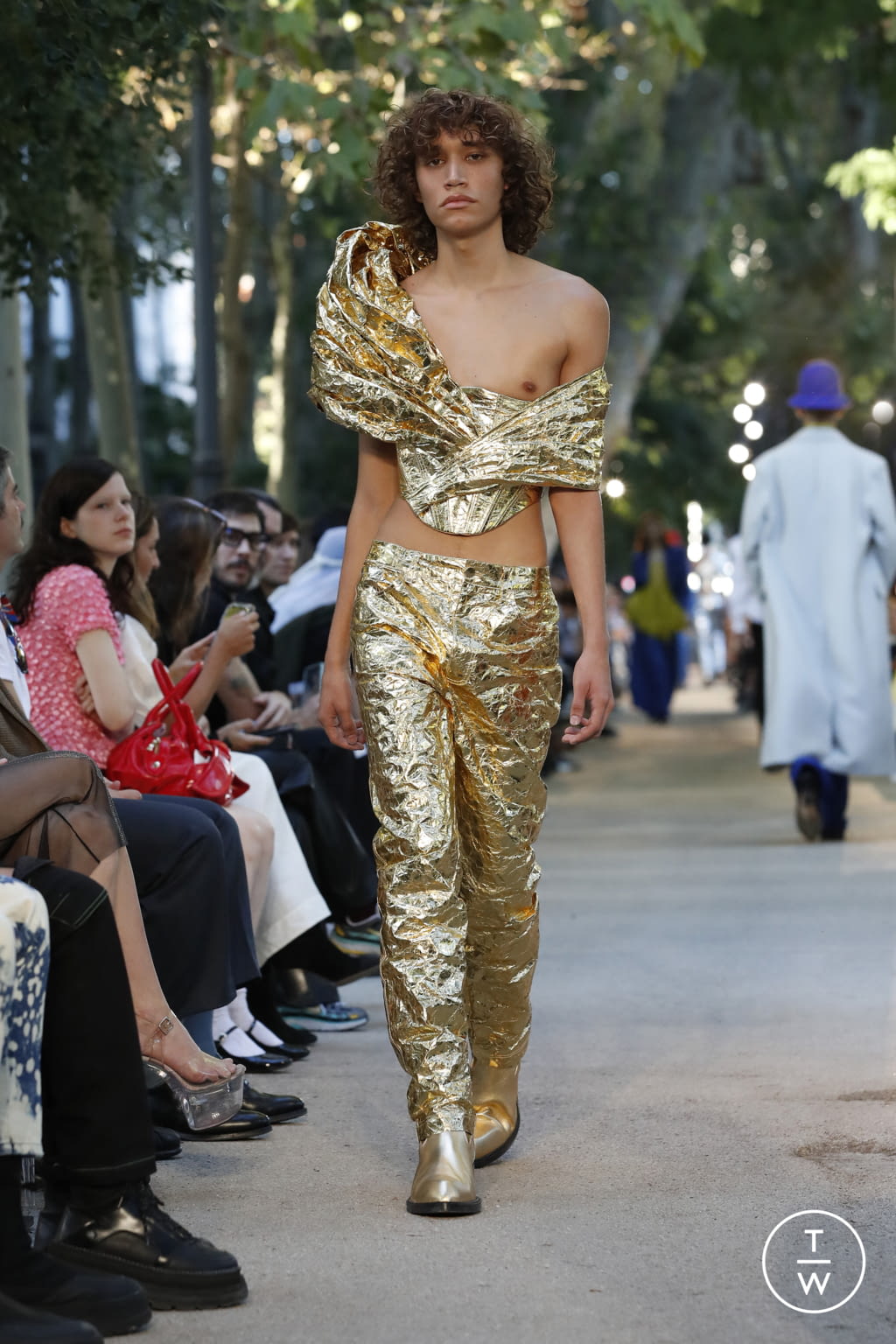 Fashion Week Paris Spring/Summer 2022 look 5 de la collection Palomo Spain menswear