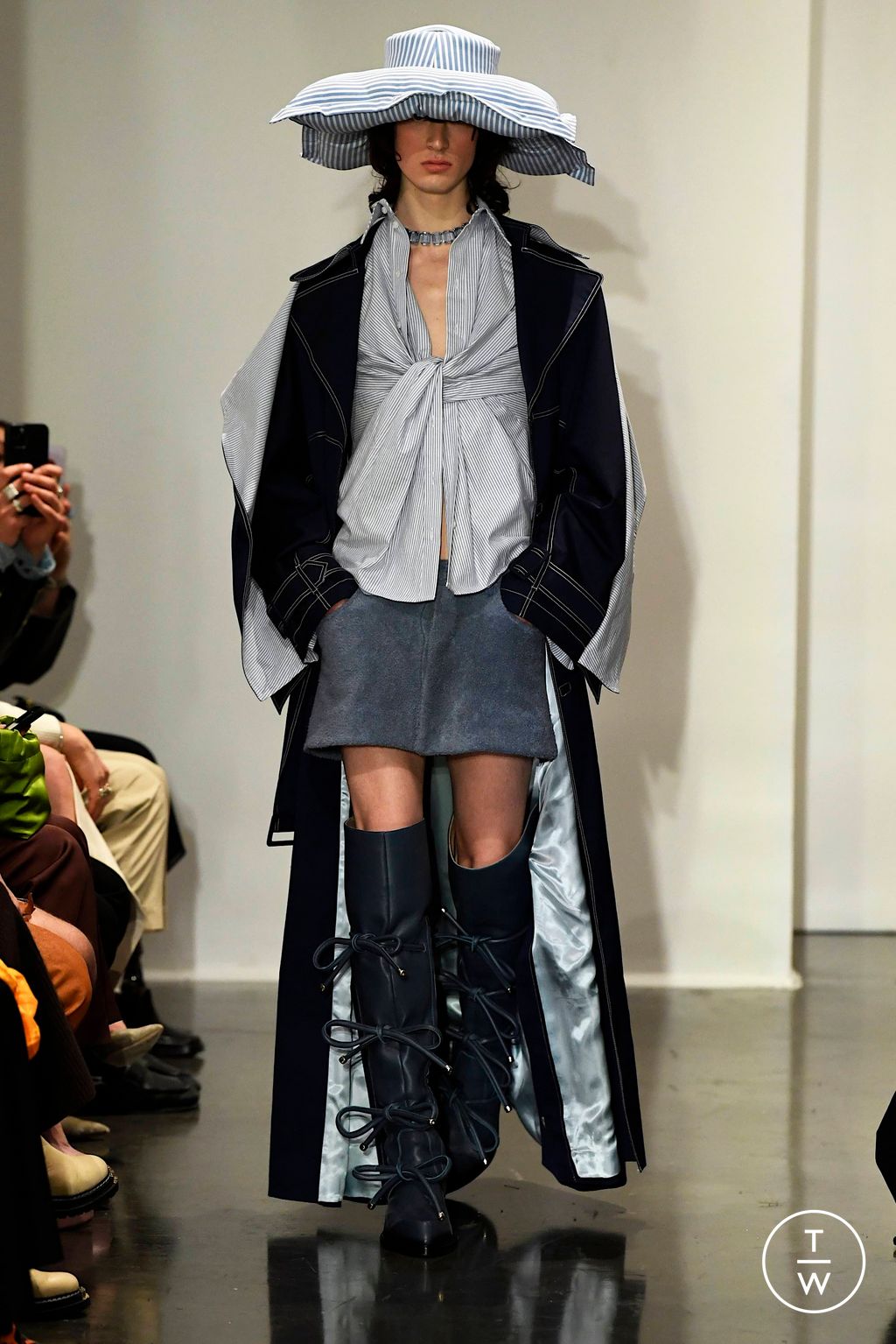 Fashion Week New York Fall/Winter 2023 look 33 from the Palomo Spain collection womenswear