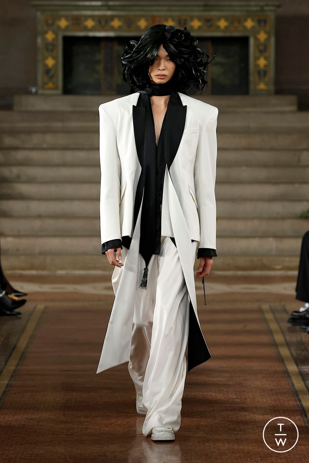 Fashion Week New York Spring/Summer 2025 look 4 from the Palomo Spain collection womenswear