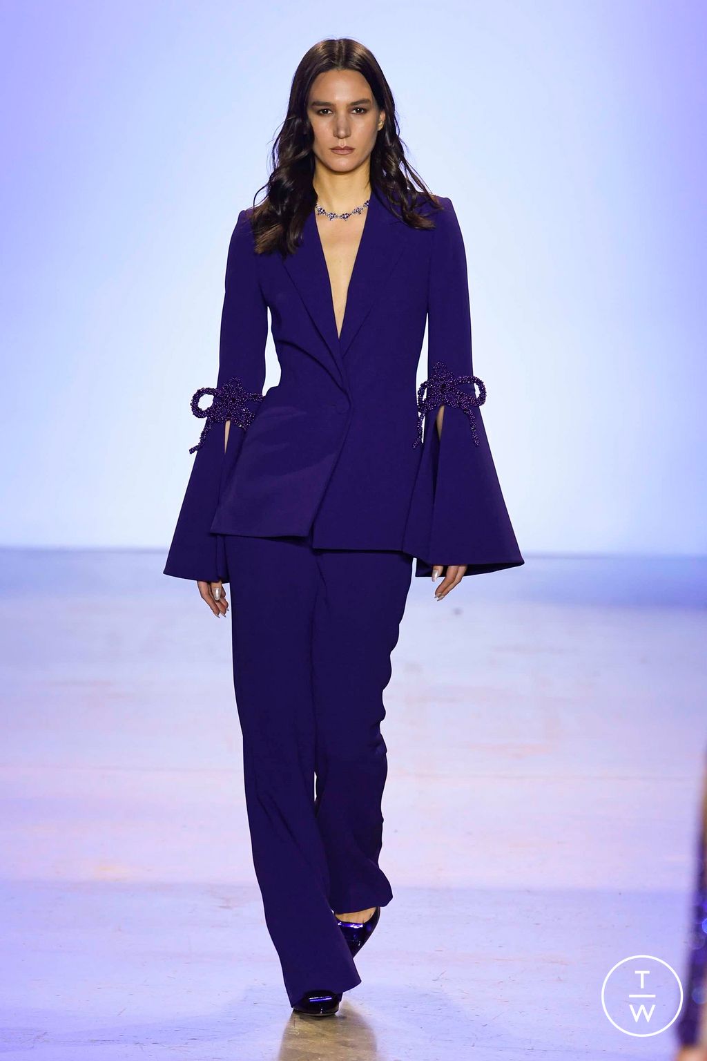 Fashion Week New York Fall/Winter 2023 look 13 from the Pamella Roland collection 女装
