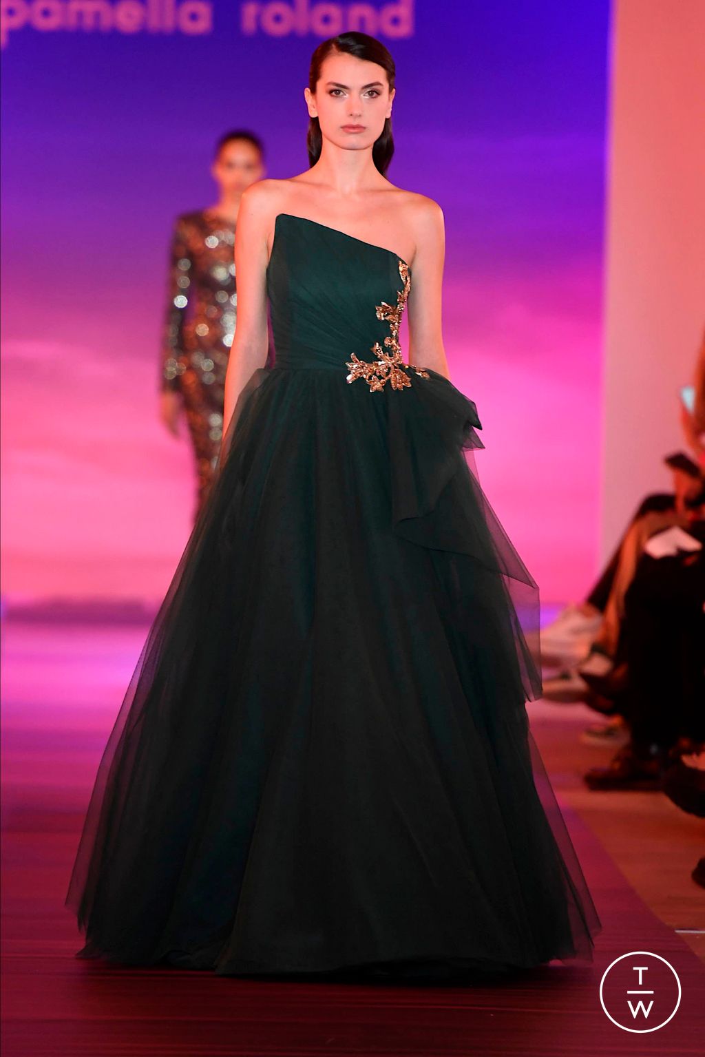 Fashion Week New York Fall/Winter 2024 look 19 from the Pamella Roland collection womenswear