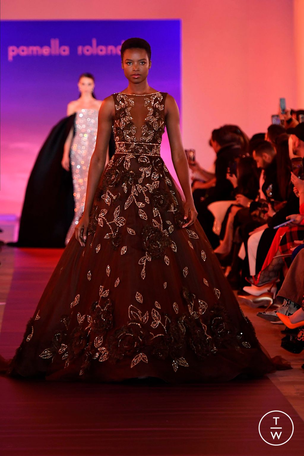 Fashion Week New York Fall/Winter 2024 look 37 from the Pamella Roland collection womenswear