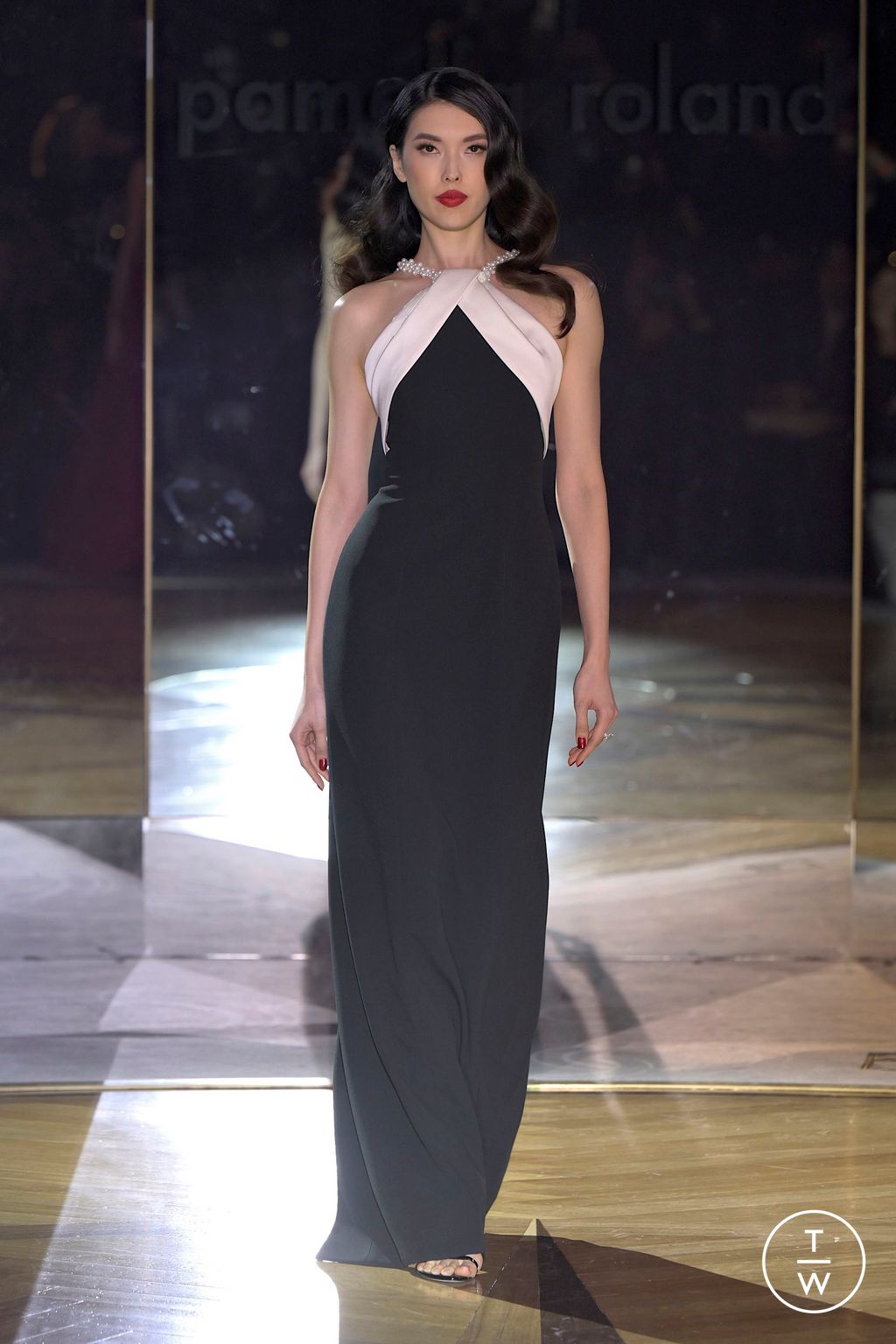 Fashion Week New York Fall/Winter 2025 look 29 from the Pamella Roland collection womenswear