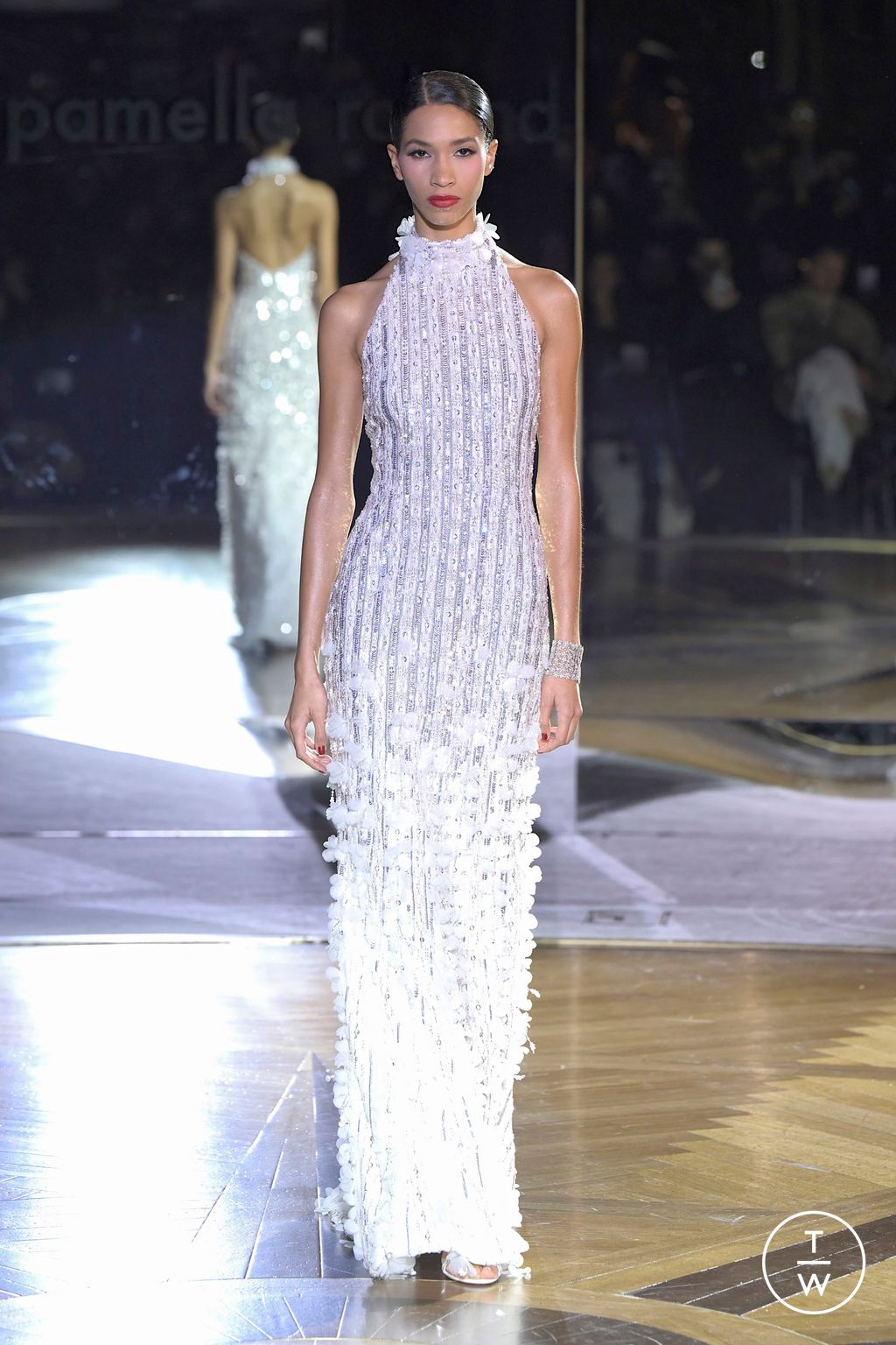 Fashion Week New York Fall/Winter 2025 look 30 de la collection Pamella Roland womenswear