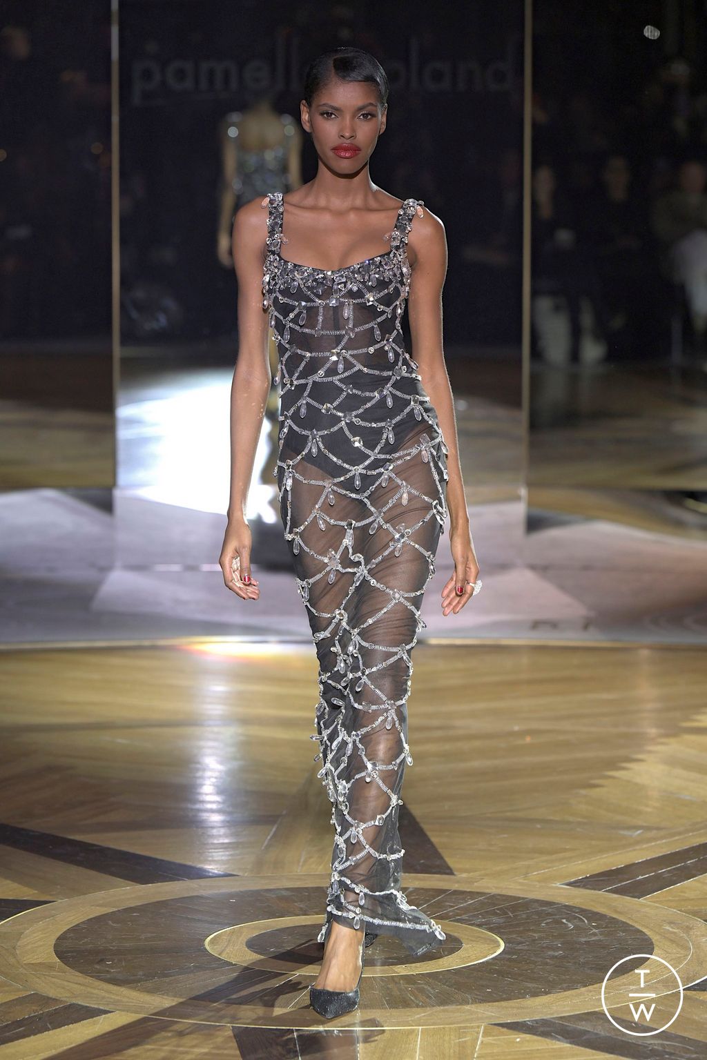 Fashion Week New York Fall/Winter 2025 look 40 from the Pamella Roland collection 女装