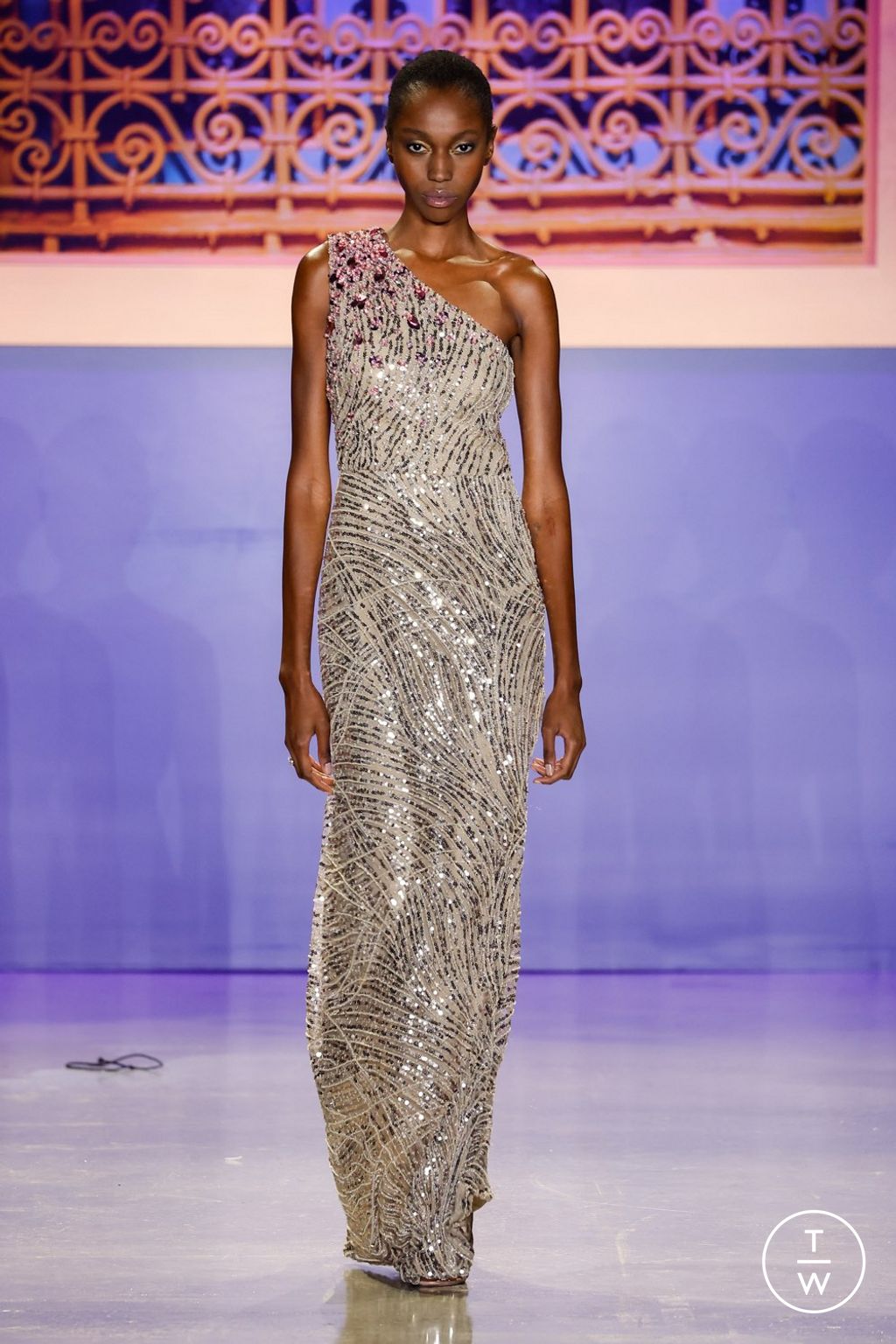 Fashion Week New York Spring/Summer 2024 look 16 from the Pamella Roland collection 女装