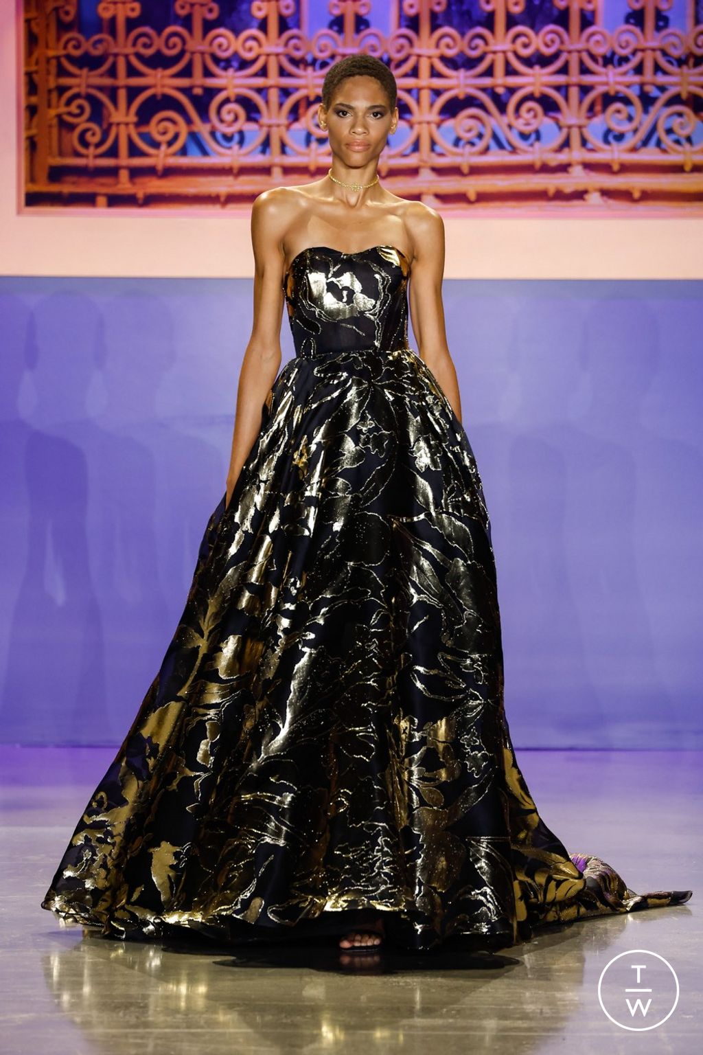 Fashion Week New York Spring/Summer 2024 look 39 de la collection Pamella Roland womenswear