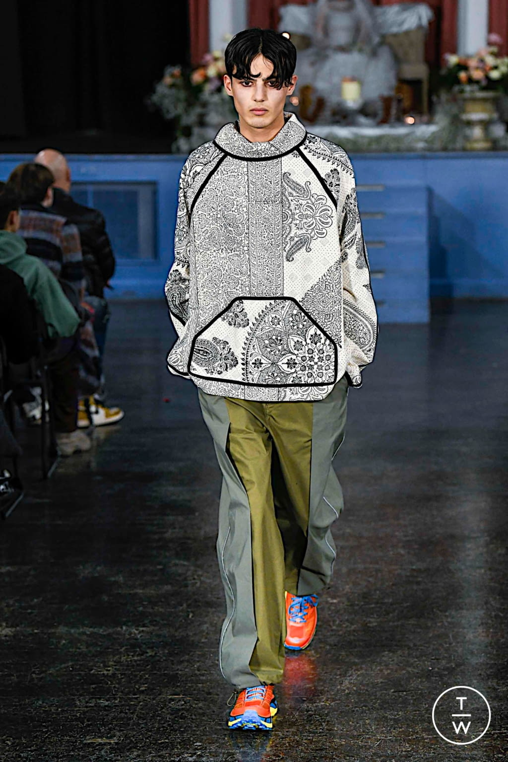 Fashion Week London Fall/Winter 2020 look 16 from the Paria Farzaneh collection menswear