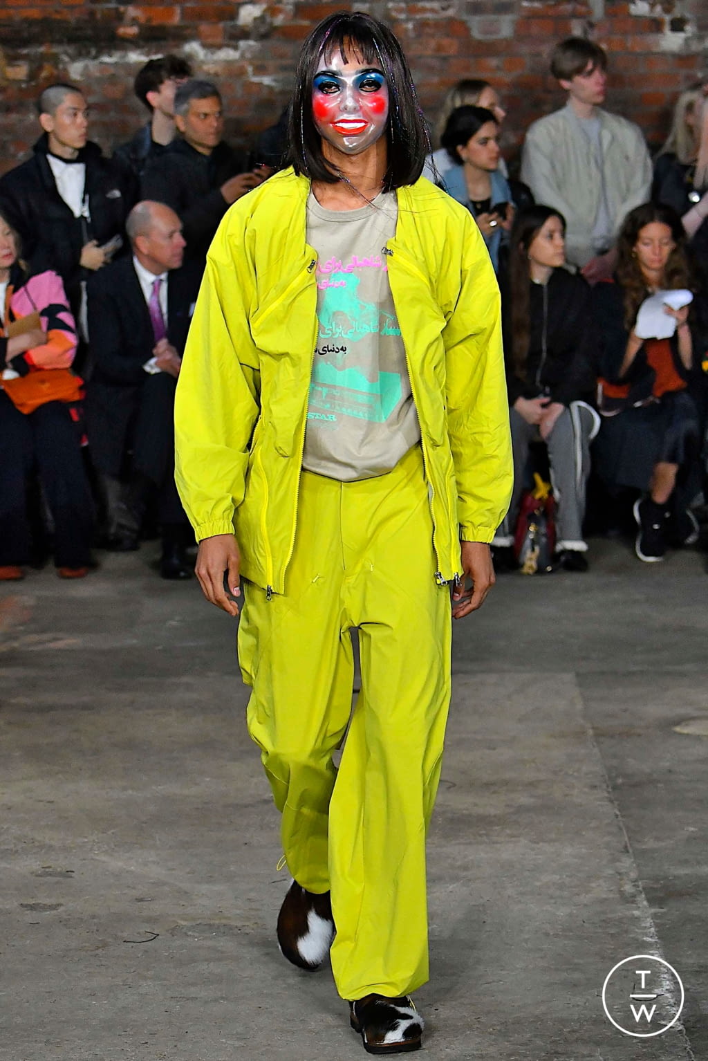 Fashion Week London Spring/Summer 2020 look 8 from the Paria Farzaneh collection 男装