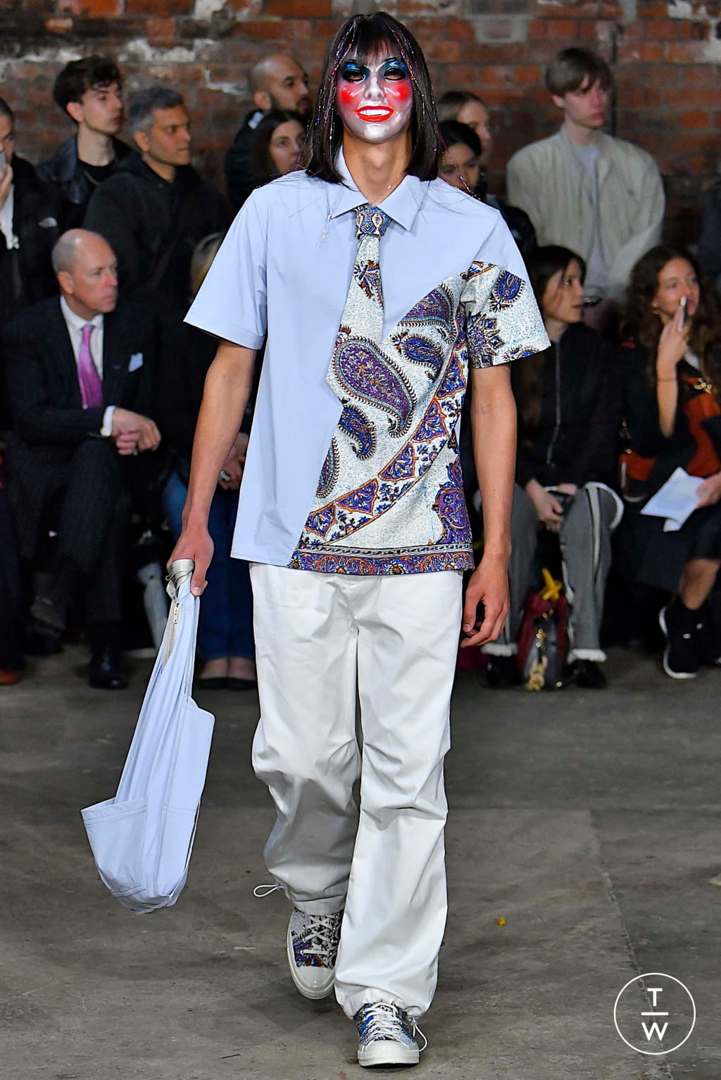 Fashion Week London Spring/Summer 2020 look 16 from the Paria Farzaneh collection menswear