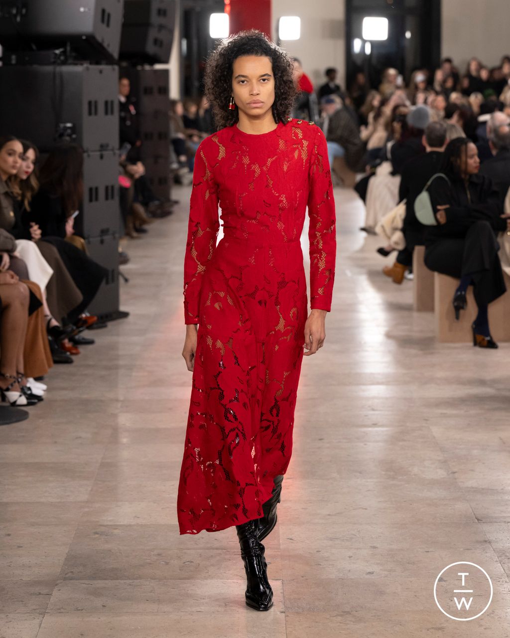 Fashion Week Paris Fall/Winter 2025 look 28 de la collection Patou womenswear