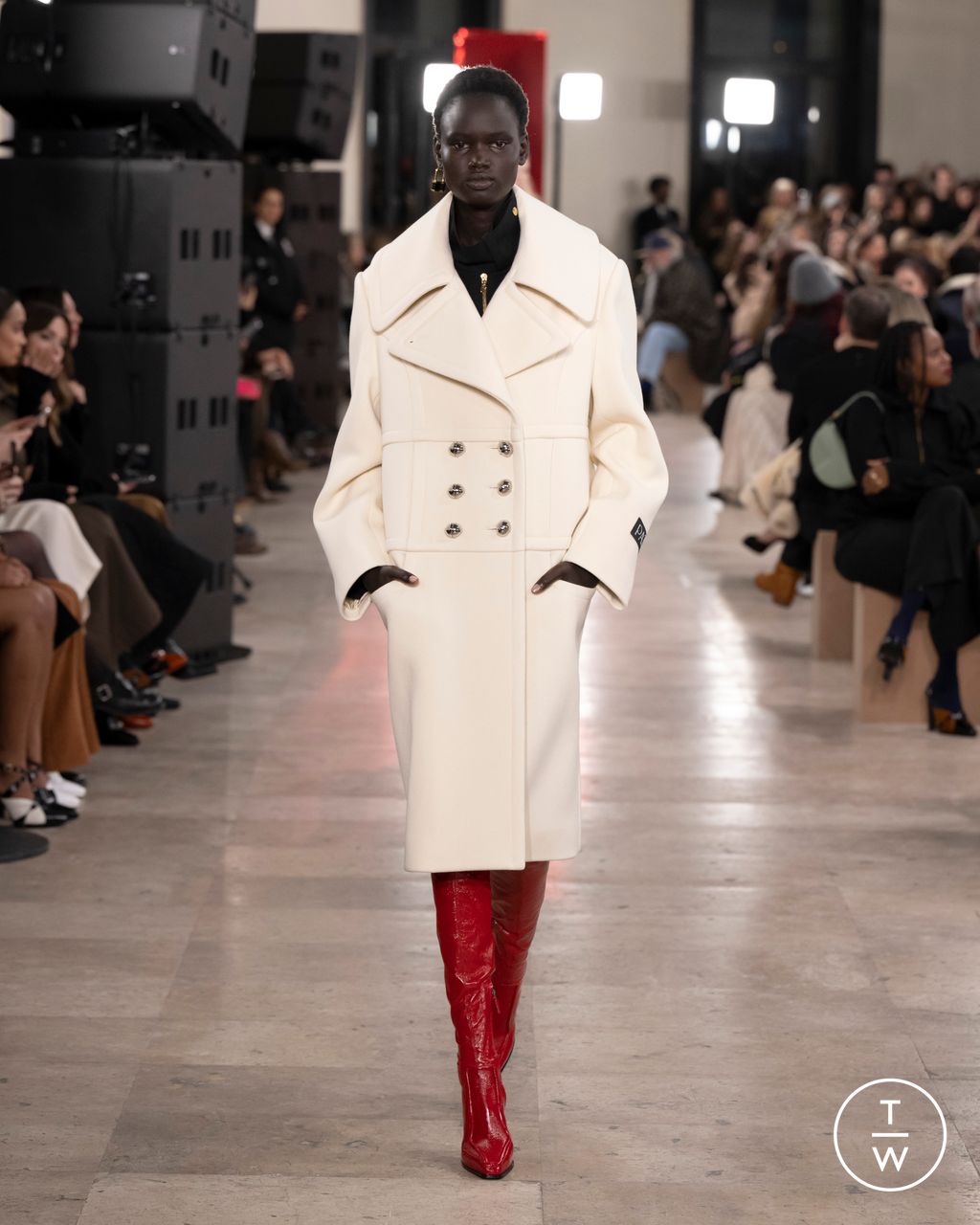 Fashion Week Paris Fall/Winter 2025 look 30 from the Patou collection womenswear