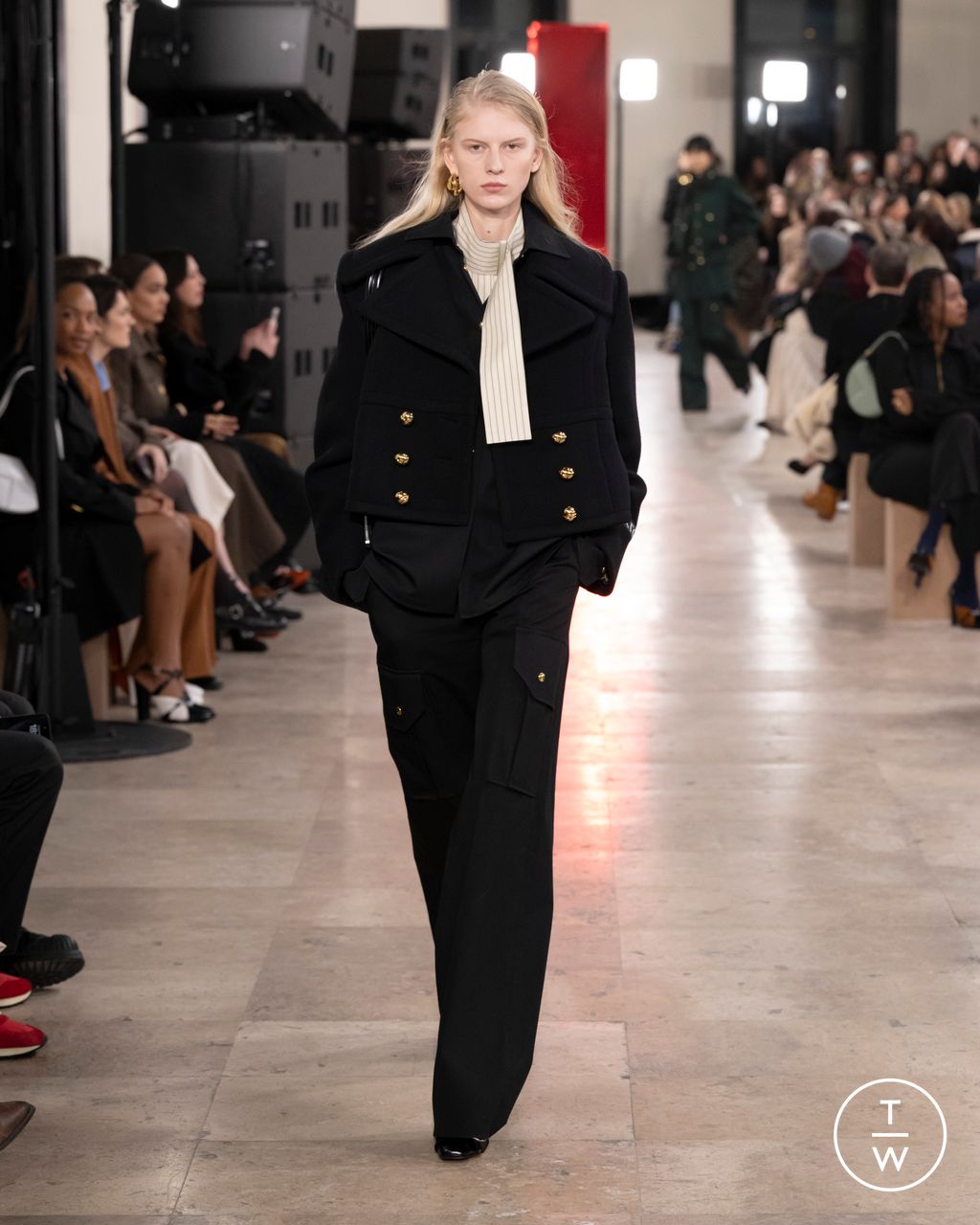 Fashion Week Paris Fall/Winter 2025 look 32 from the Patou collection womenswear