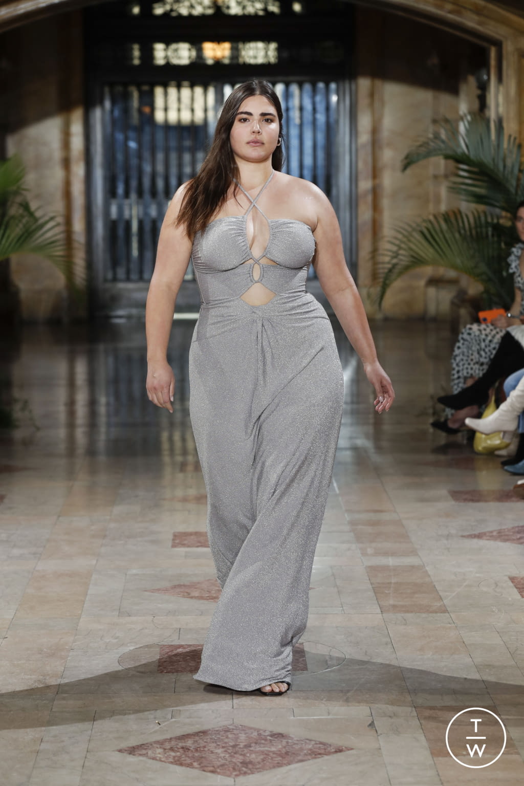Fashion Week New York Fall/Winter 2022 look 14 de la collection Patbo womenswear
