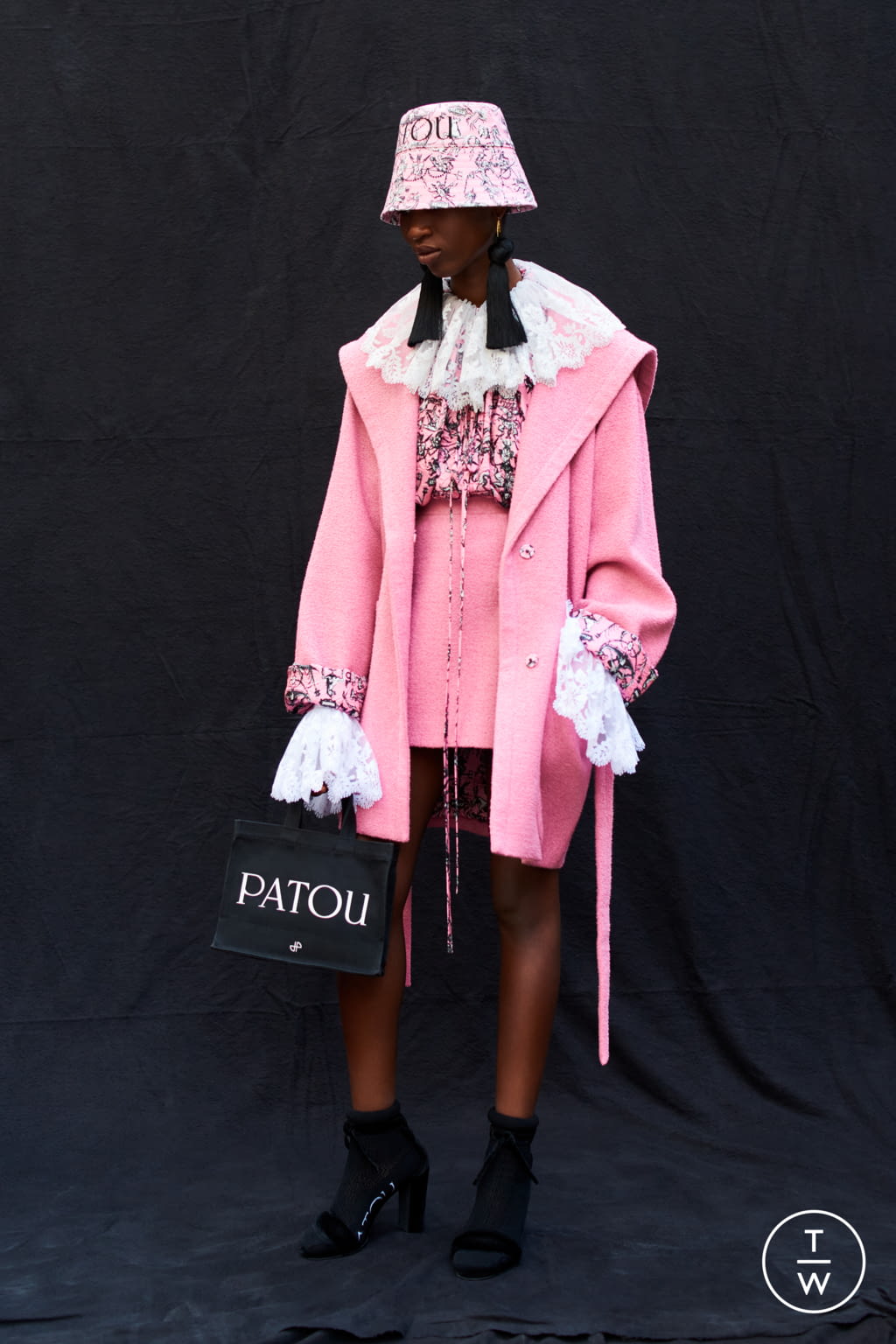 Fashion Week Paris Spring/Summer 2022 look 10 from the Patou collection 女装