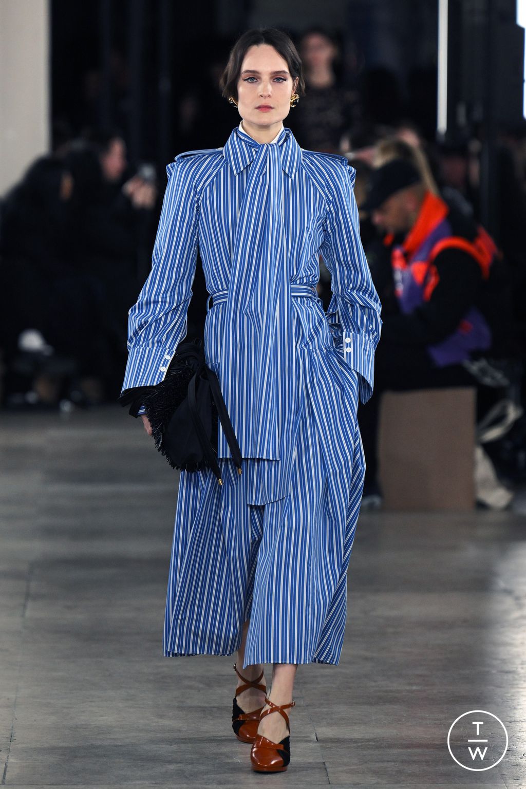 Fashion Week Paris Fall/Winter 2024 look 17 de la collection Patou womenswear