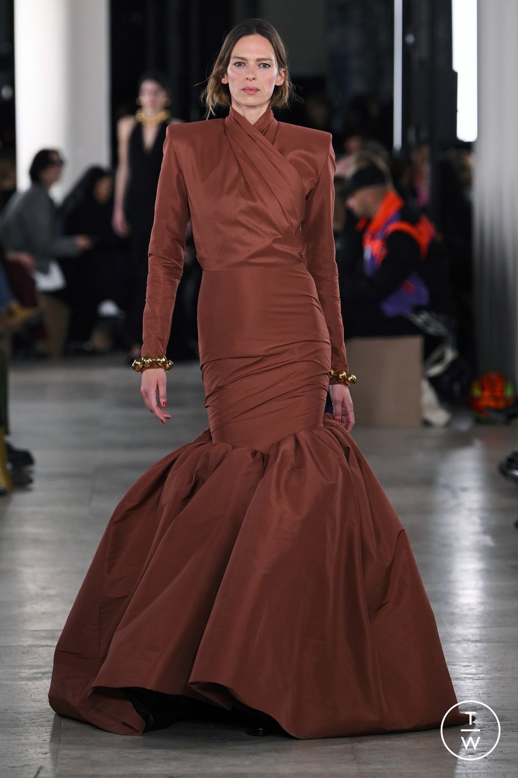Fashion Week Paris Fall/Winter 2024 look 43 from the Patou collection 女装