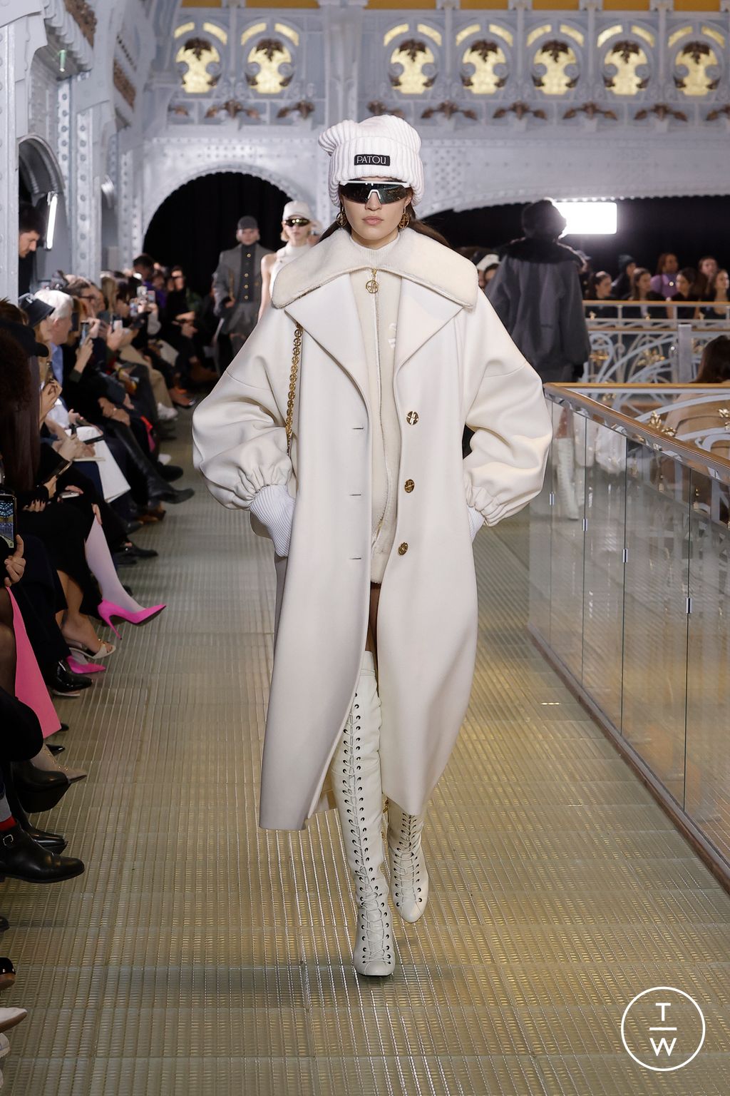 Fashion Week Paris Fall/Winter 2023 look 12 de la collection Patou womenswear