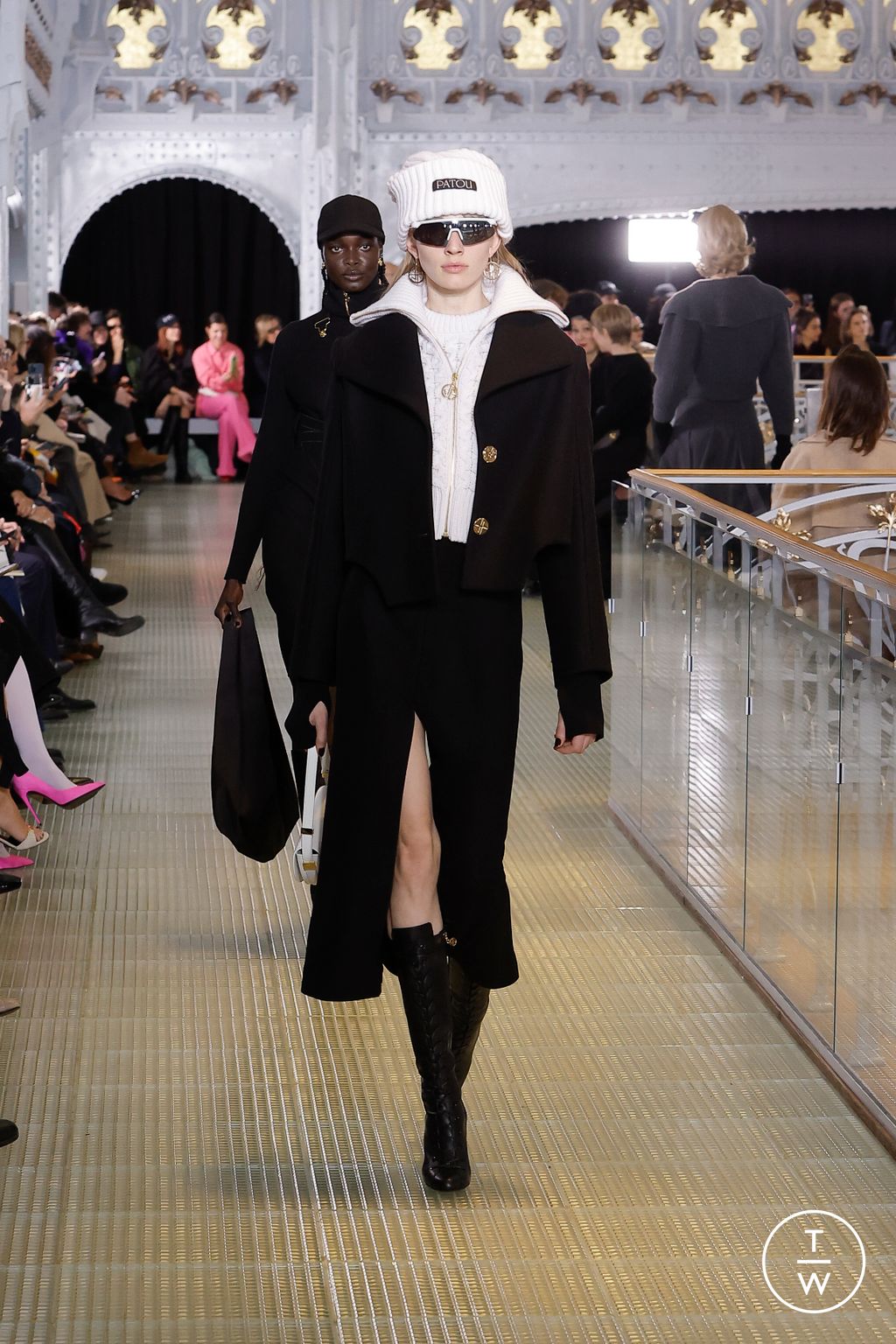 Fashion Week Paris Fall/Winter 2023 look 15 from the Patou collection 女装