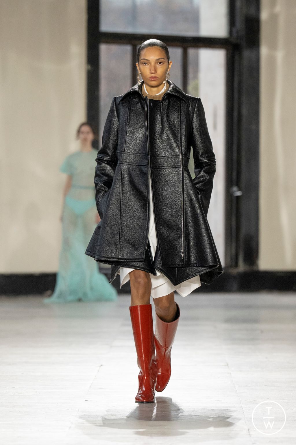 Fashion Week Paris Fall/Winter 2026 look 35 from the Patou collection womenswear