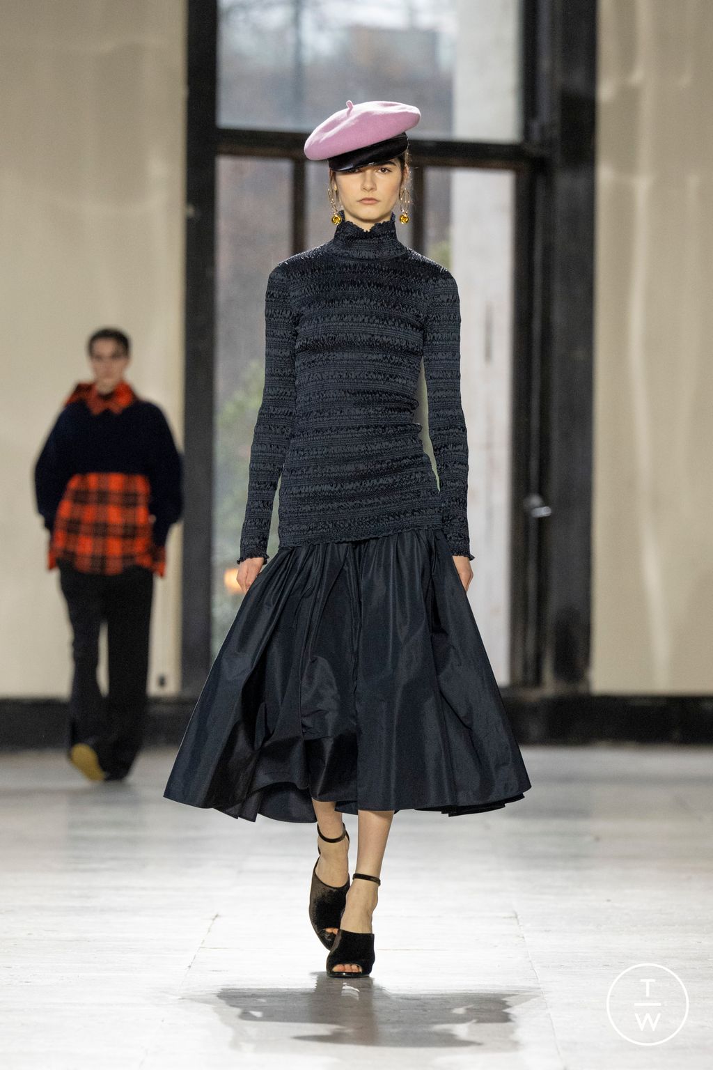 Fashion Week Paris Fall/Winter 2026 look 38 from the Patou collection womenswear