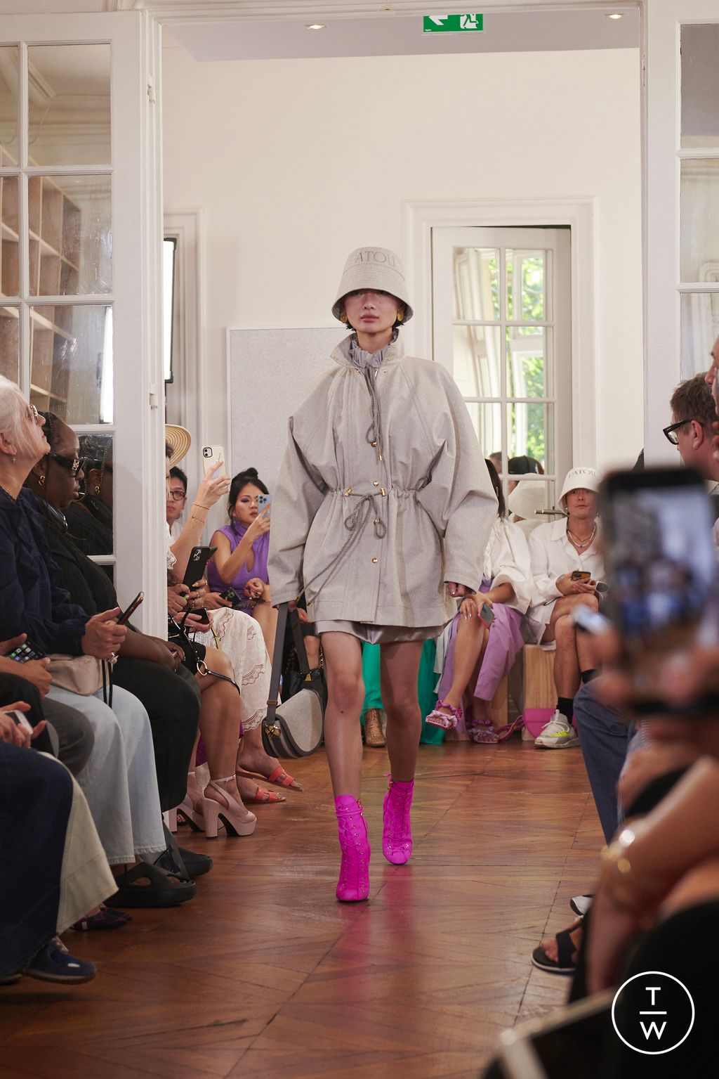 Fashion Week Paris Spring/Summer 2023 look 10 from the Patou collection 女装