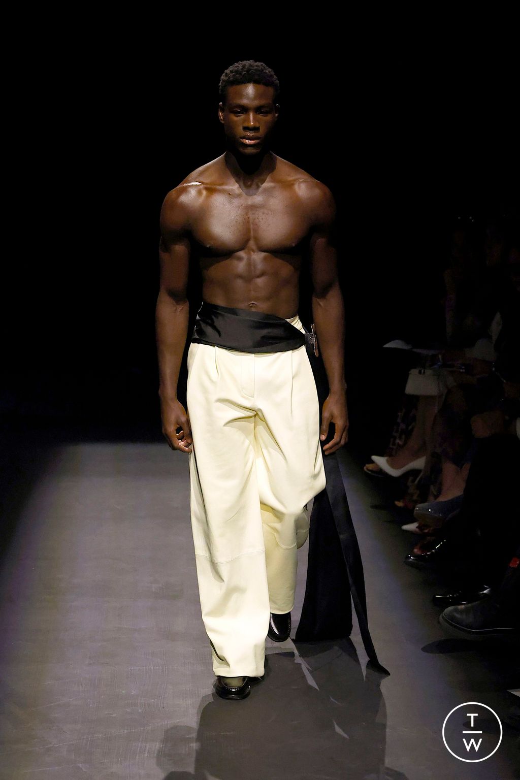 Fashion Week London Spring/Summer 2025 look 5 from the Patrick Mcdowell collection womenswear