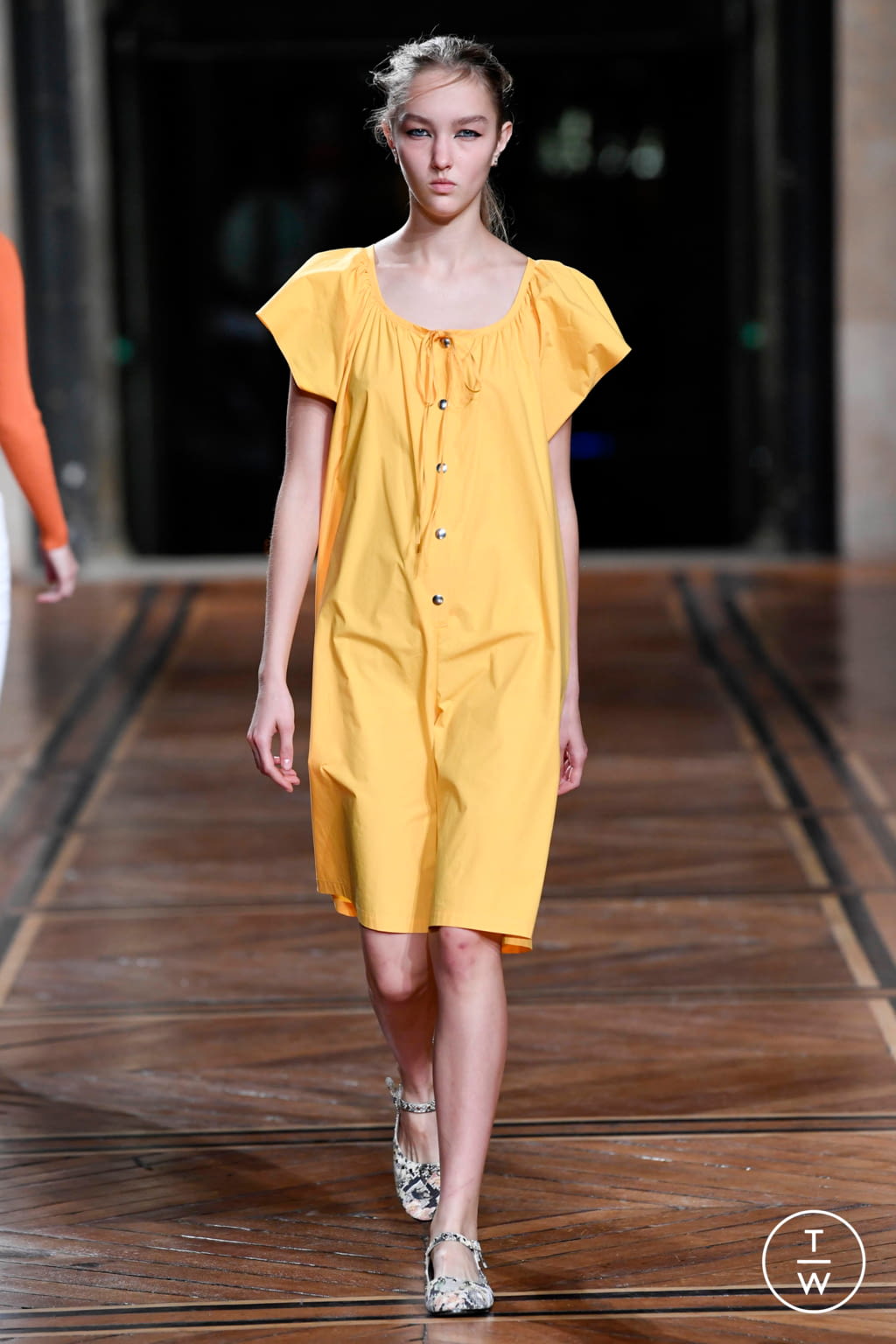 Fashion Week Paris Spring/Summer 2018 look 6 from the Paul & Joe collection womenswear