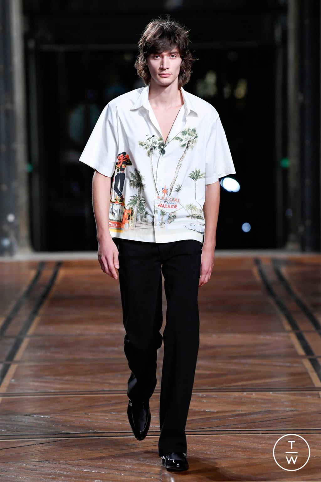Fashion Week Paris Spring/Summer 2018 look 8 from the Paul & Joe collection 女装