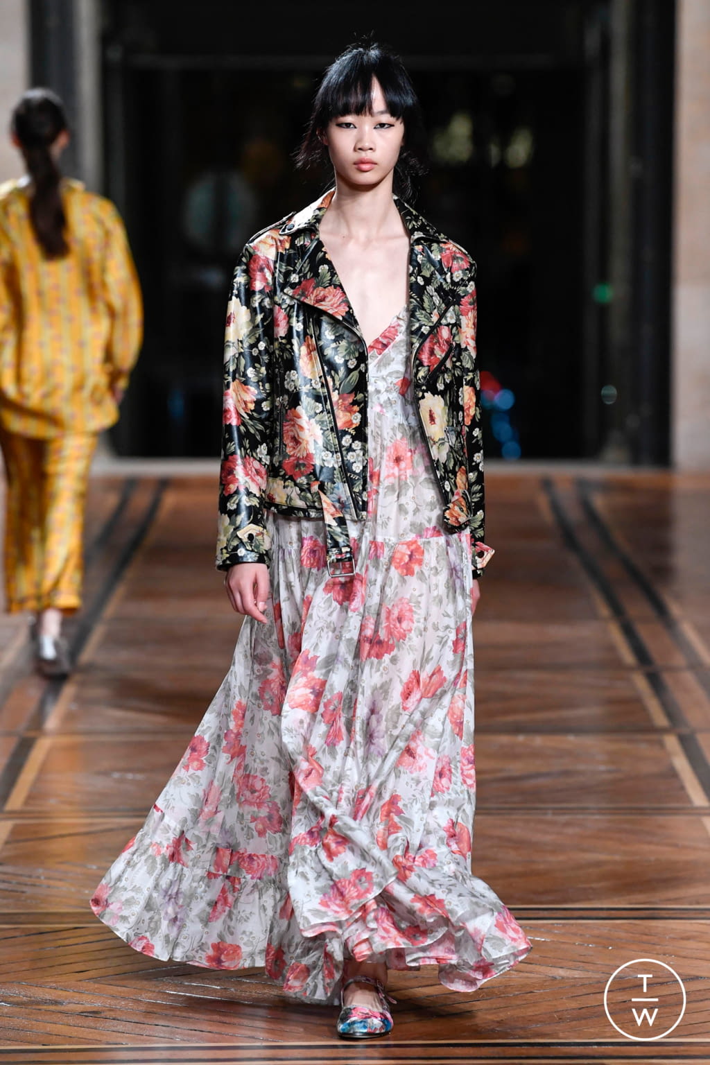 Fashion Week Paris Spring/Summer 2018 look 39 from the Paul & Joe collection 女装