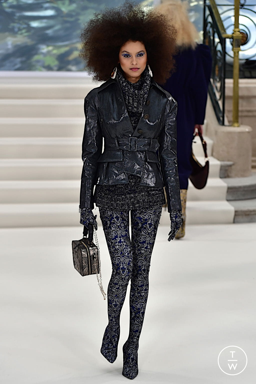 Fashion Week London Fall/Winter 2022 look 20 from the Paul Costelloe collection womenswear