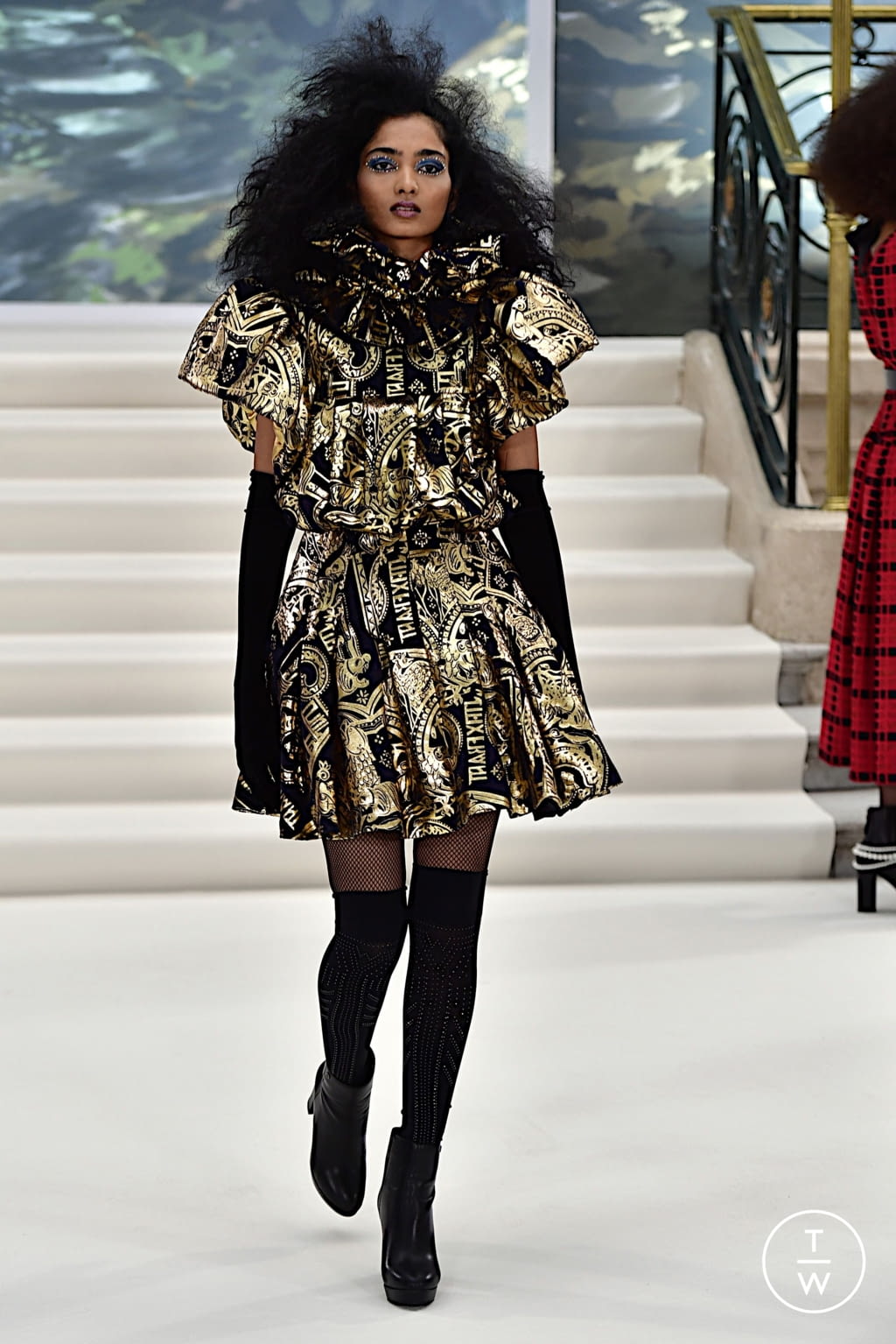 Fashion Week London Fall/Winter 2022 look 33 de la collection Paul Costelloe womenswear