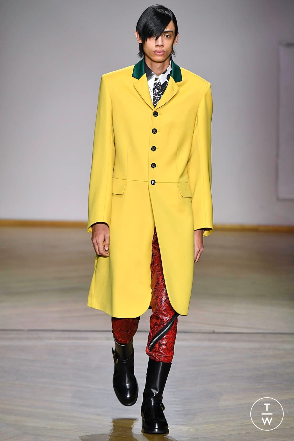 Fashion Week Paris Fall/Winter 2019 look 2 from the Paul Smith collection 男装