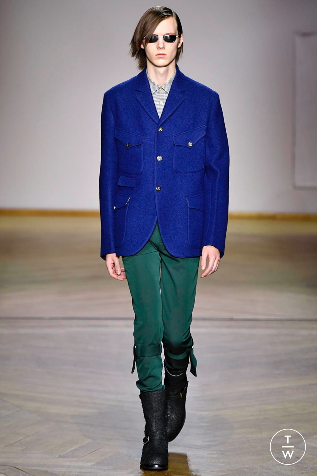 Fashion Week Paris Fall/Winter 2019 look 3 from the Paul Smith collection 男装
