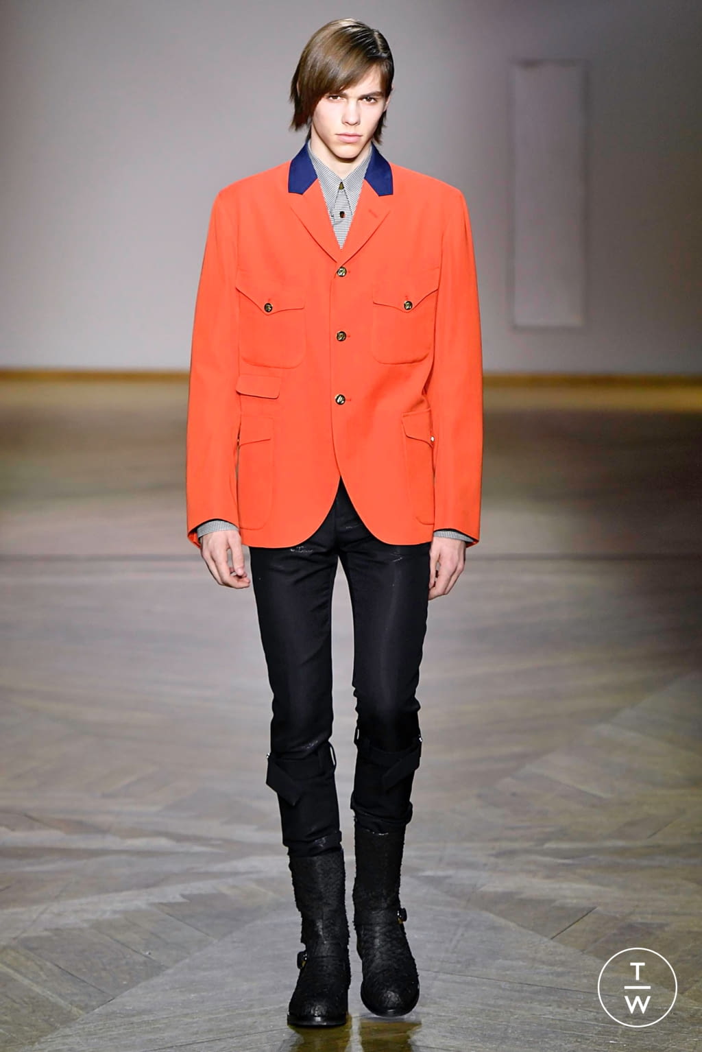 Fashion Week Paris Fall/Winter 2019 look 4 from the Paul Smith collection 男装