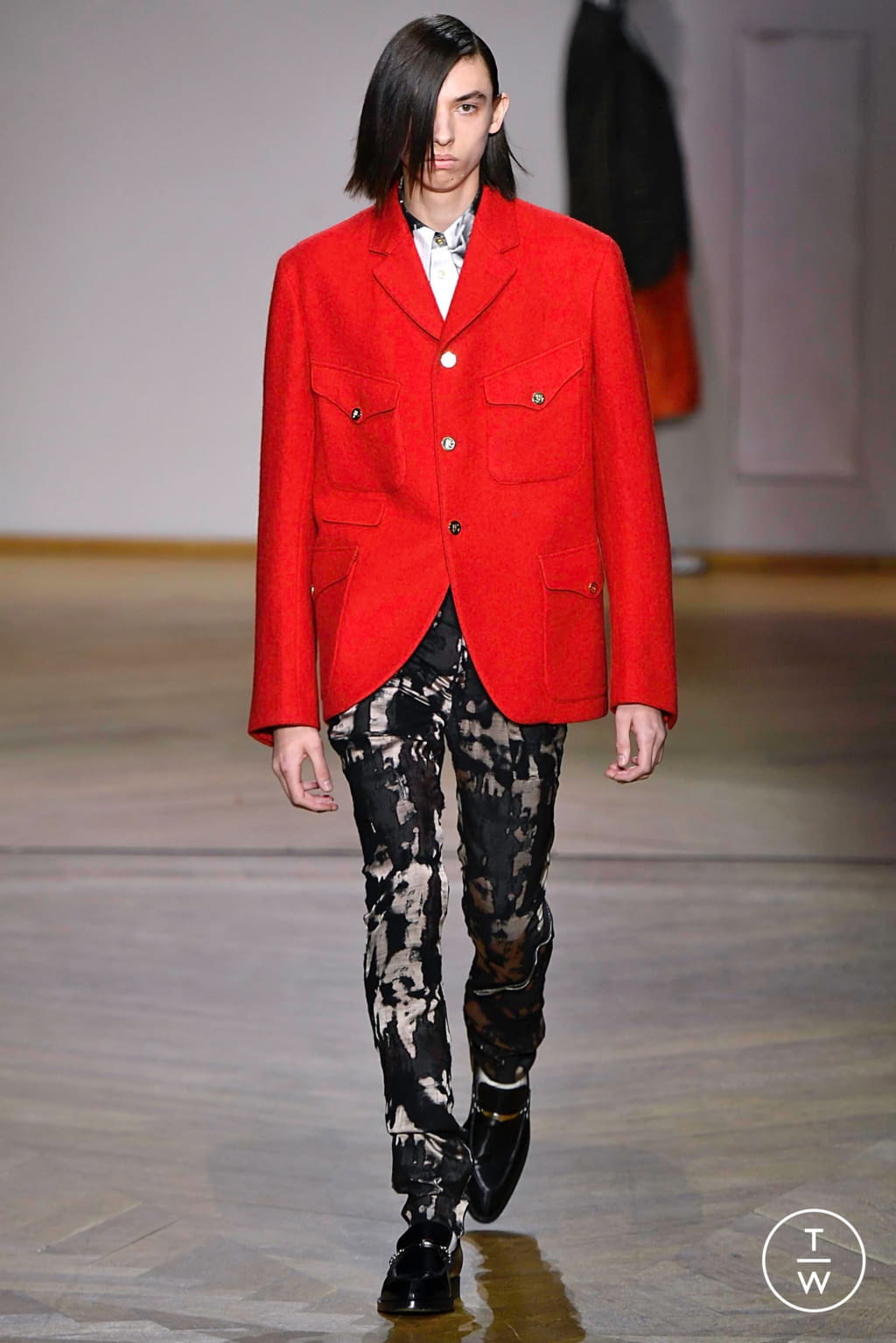 Fashion Week Paris Fall/Winter 2019 look 23 from the Paul Smith collection menswear