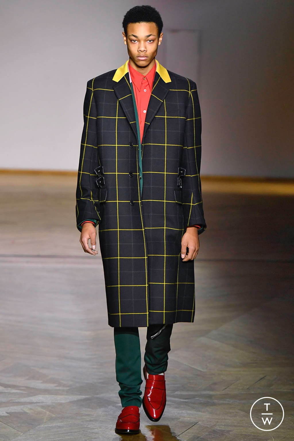 Fashion Week Paris Fall/Winter 2019 look 32 from the Paul Smith collection 男装