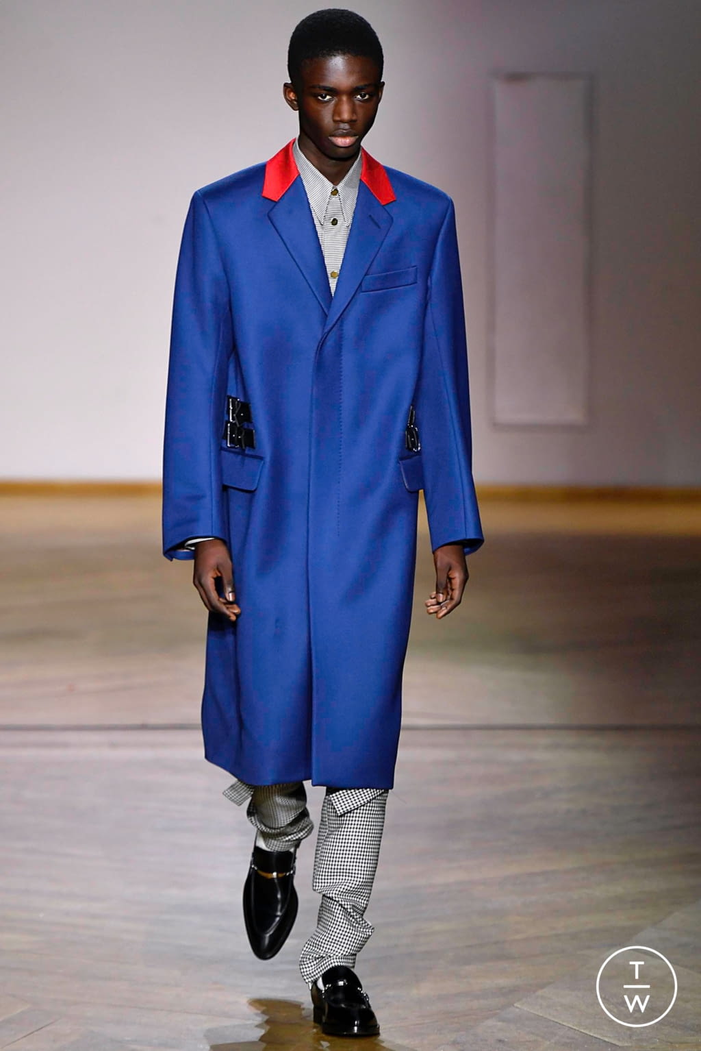 Fashion Week Paris Fall/Winter 2019 look 33 from the Paul Smith collection 男装