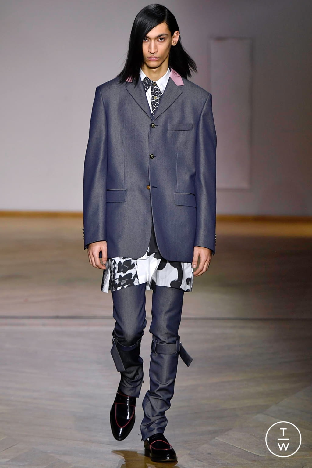 Fashion Week Paris Fall/Winter 2019 look 38 from the Paul Smith collection 男装